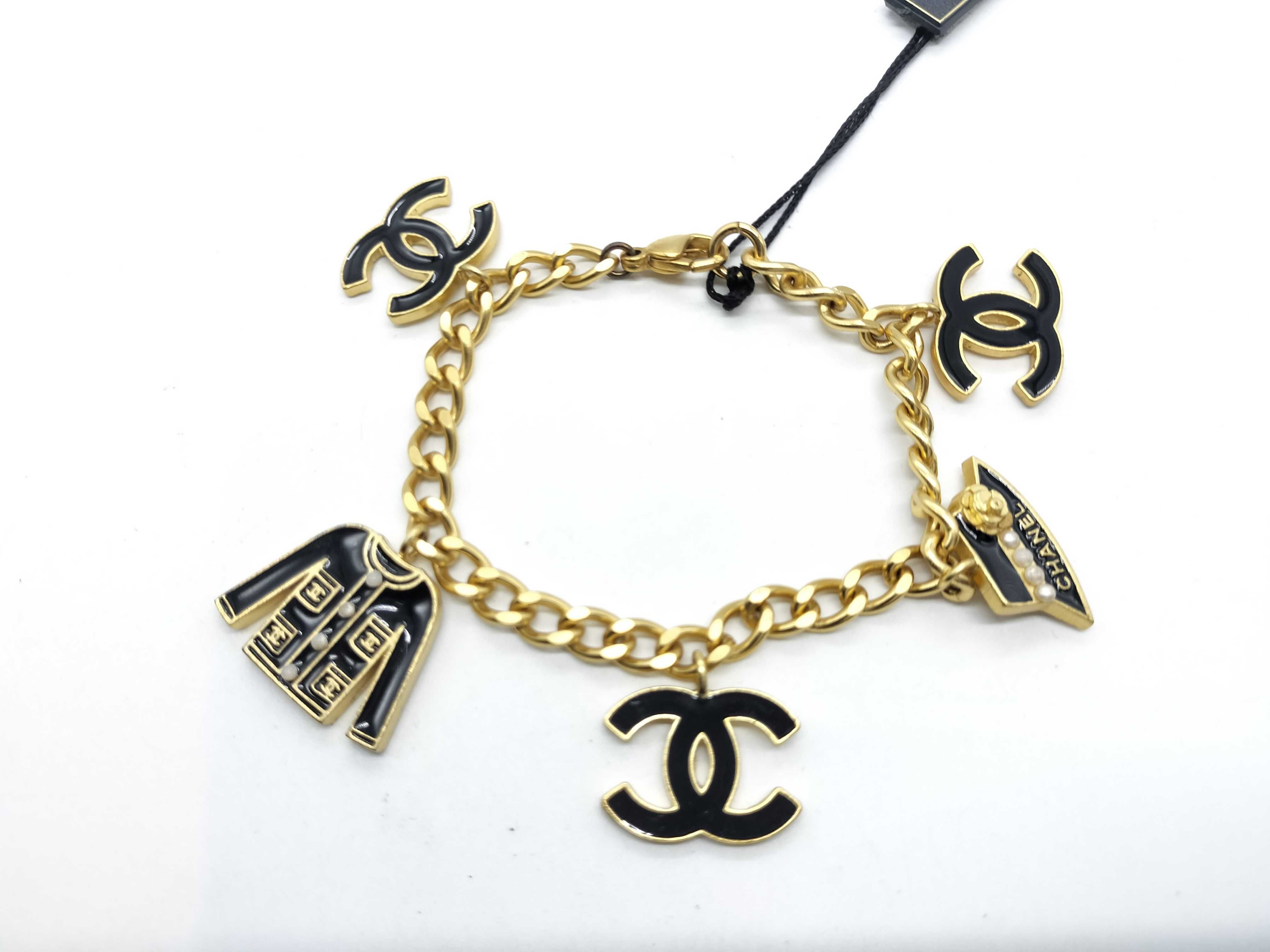 02A Coco Jacket, Hat, Bracelet, Bracelet & Bangle