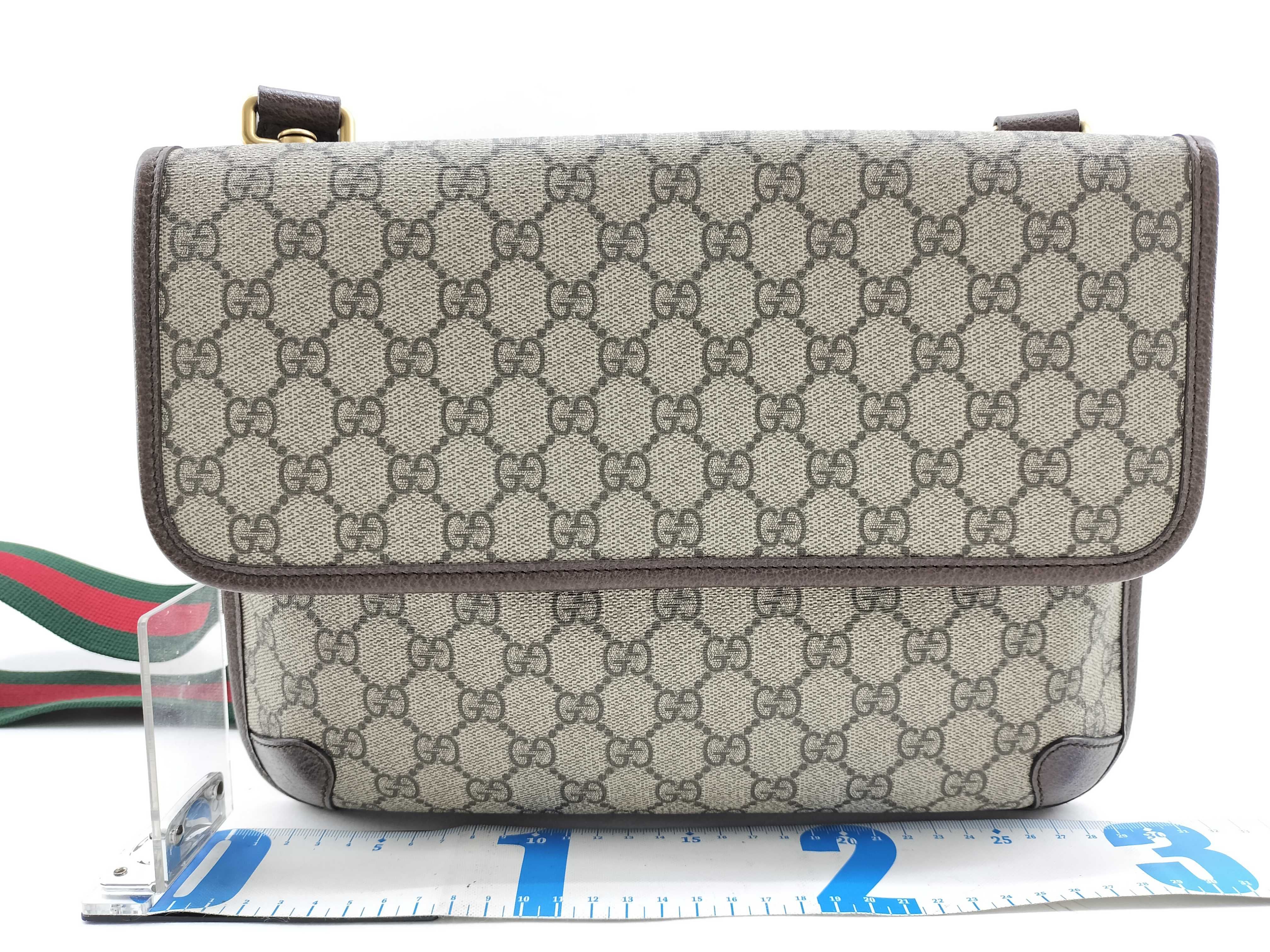 GG Supreme Gucci Shoulder Bag — view 2