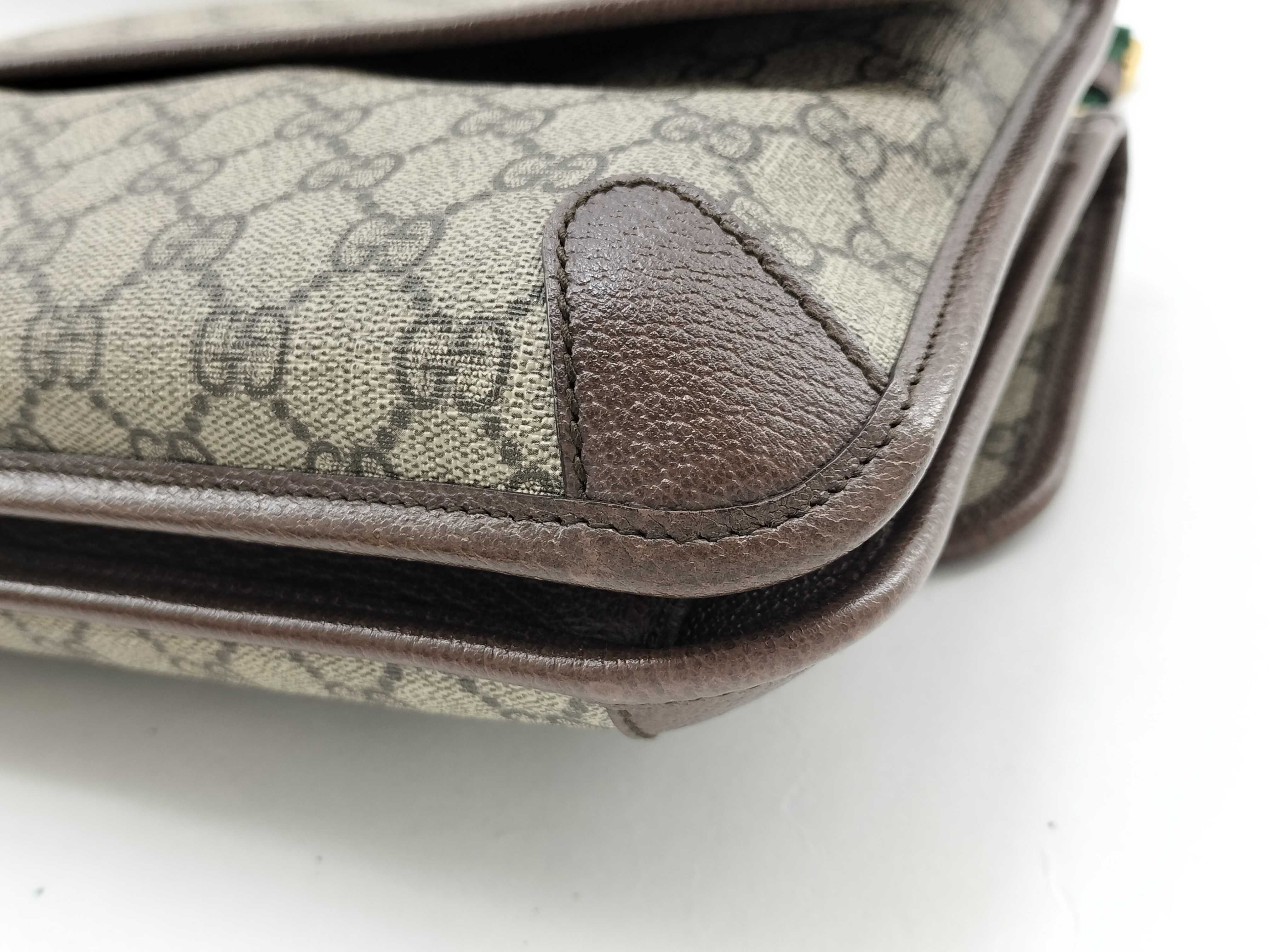 GG Supreme Gucci Shoulder Bag — view 4