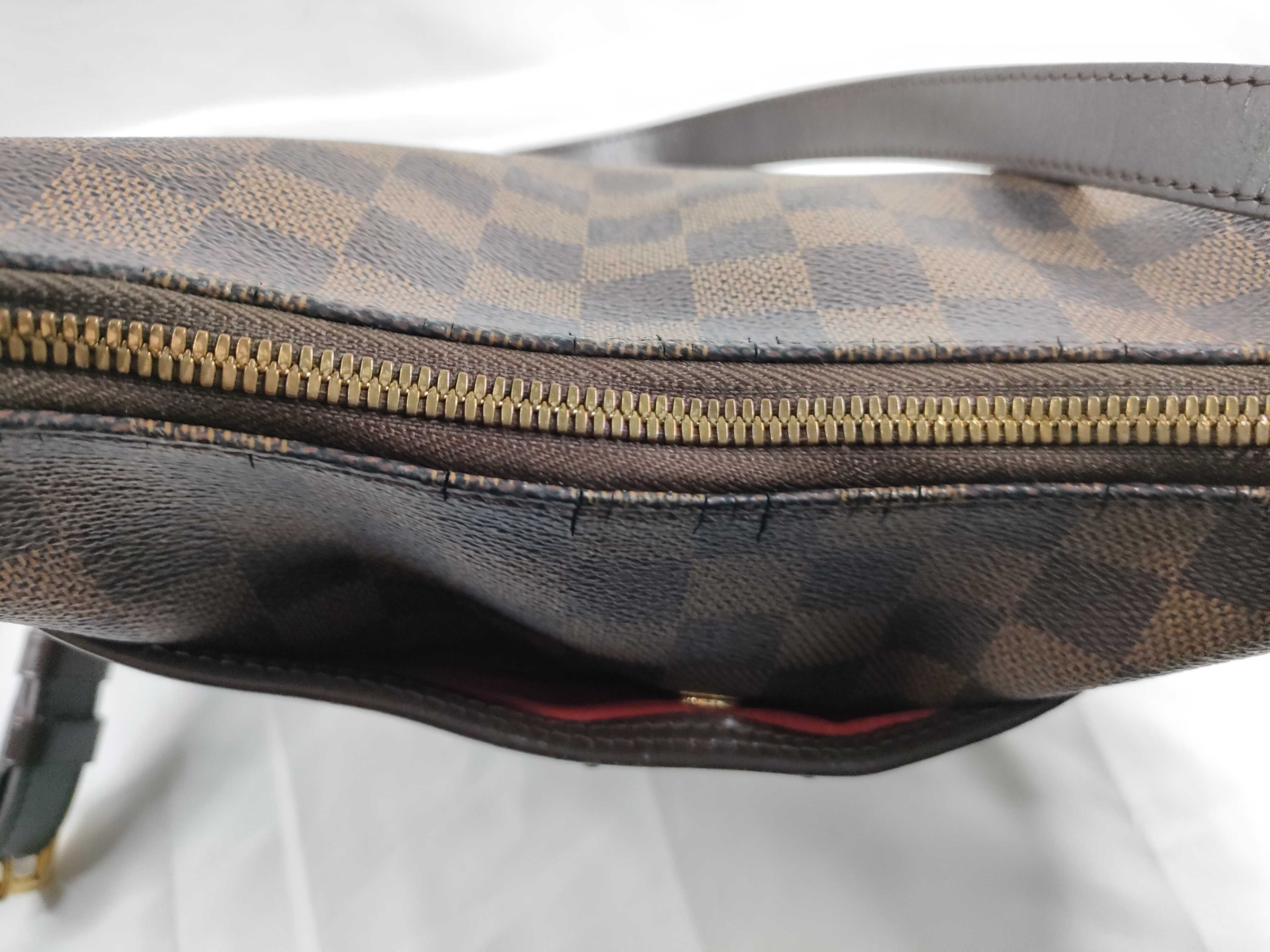 Damier Bloomsbury PM Shoulder Bag — view 11