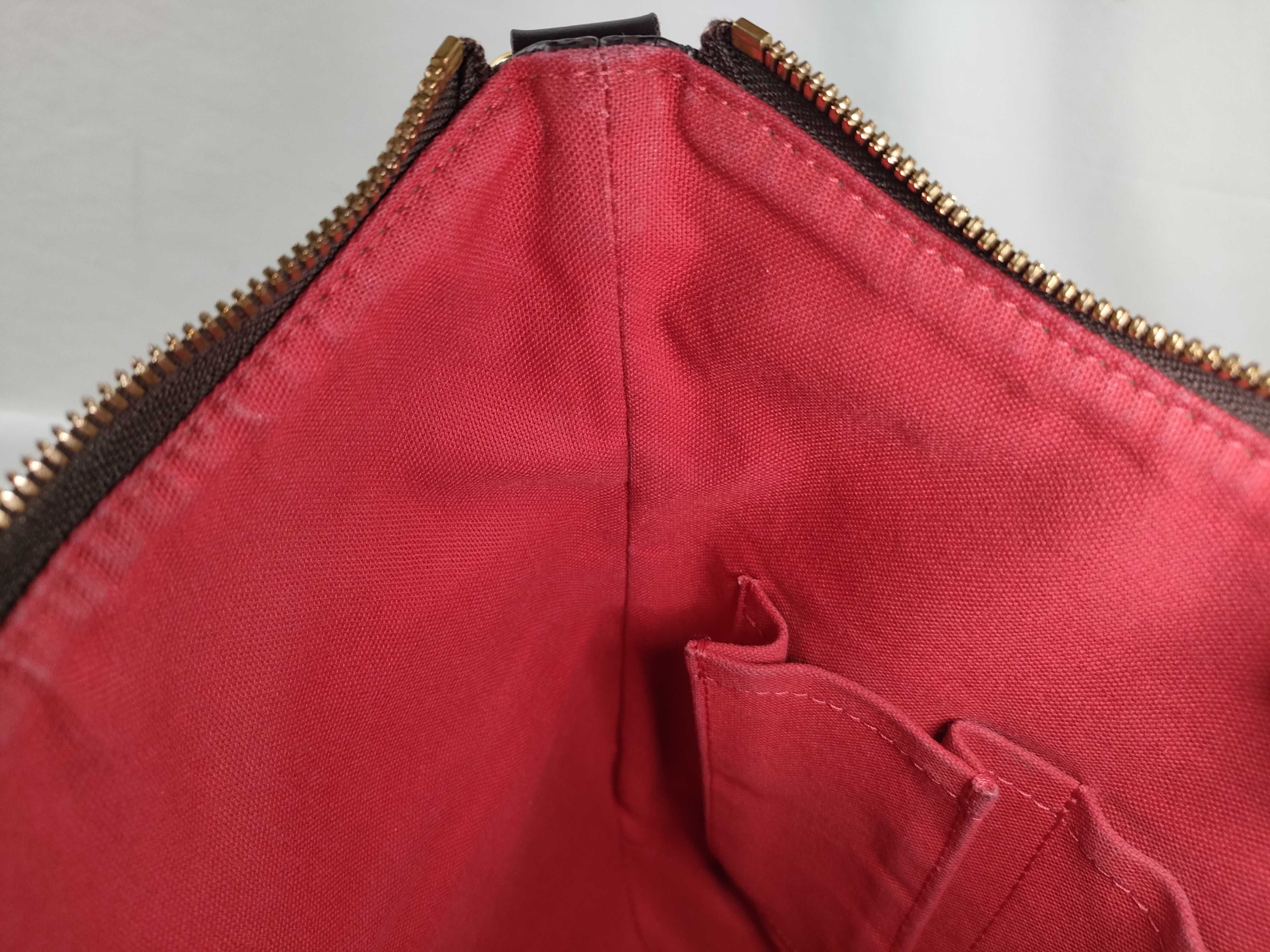Damier Bloomsbury PM Shoulder Bag — view 13