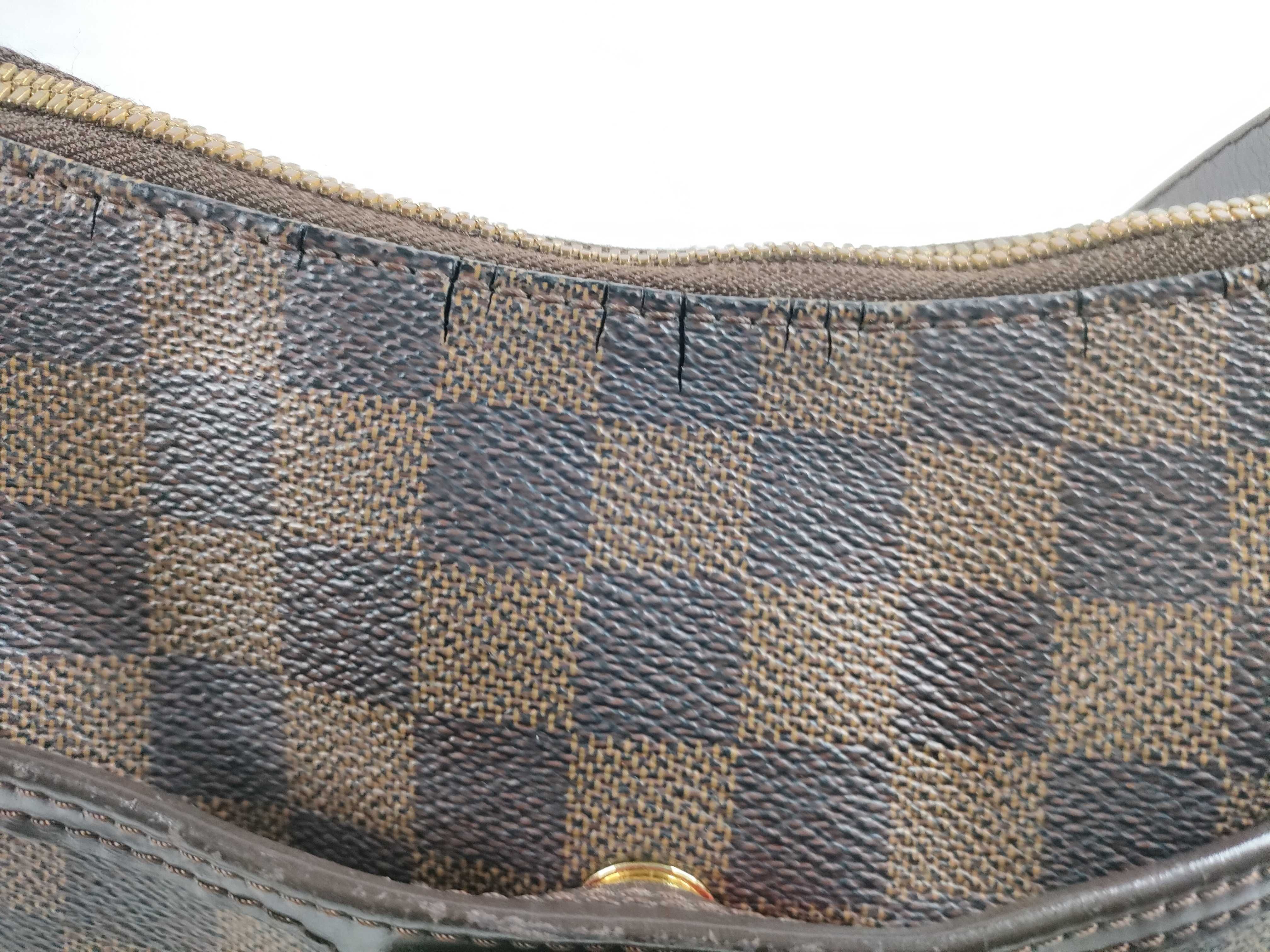 Damier Bloomsbury PM Shoulder Bag — view 10