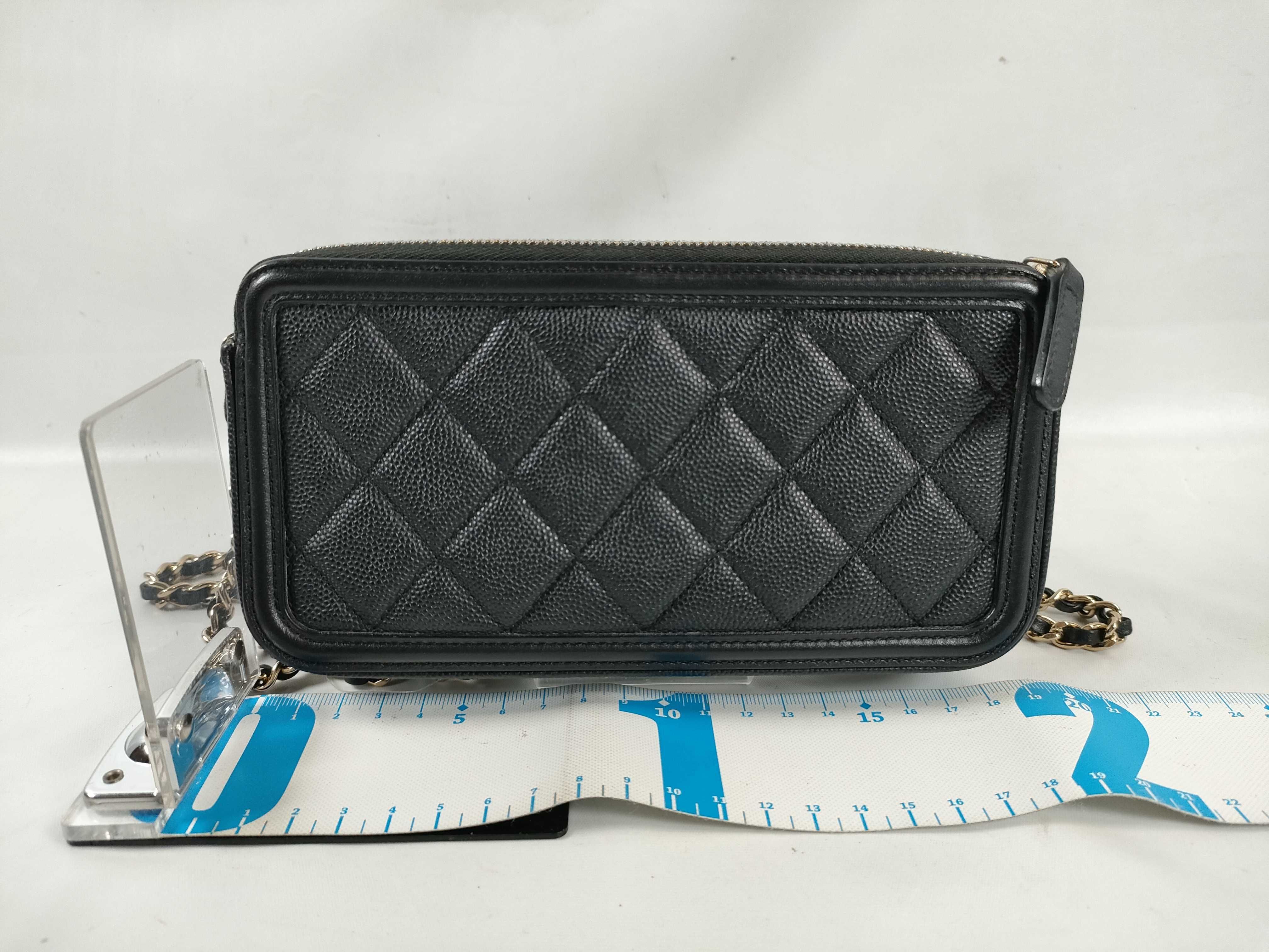 Caviar Skin CC Filigree Chain Wallet Shoulder Bag — view 2