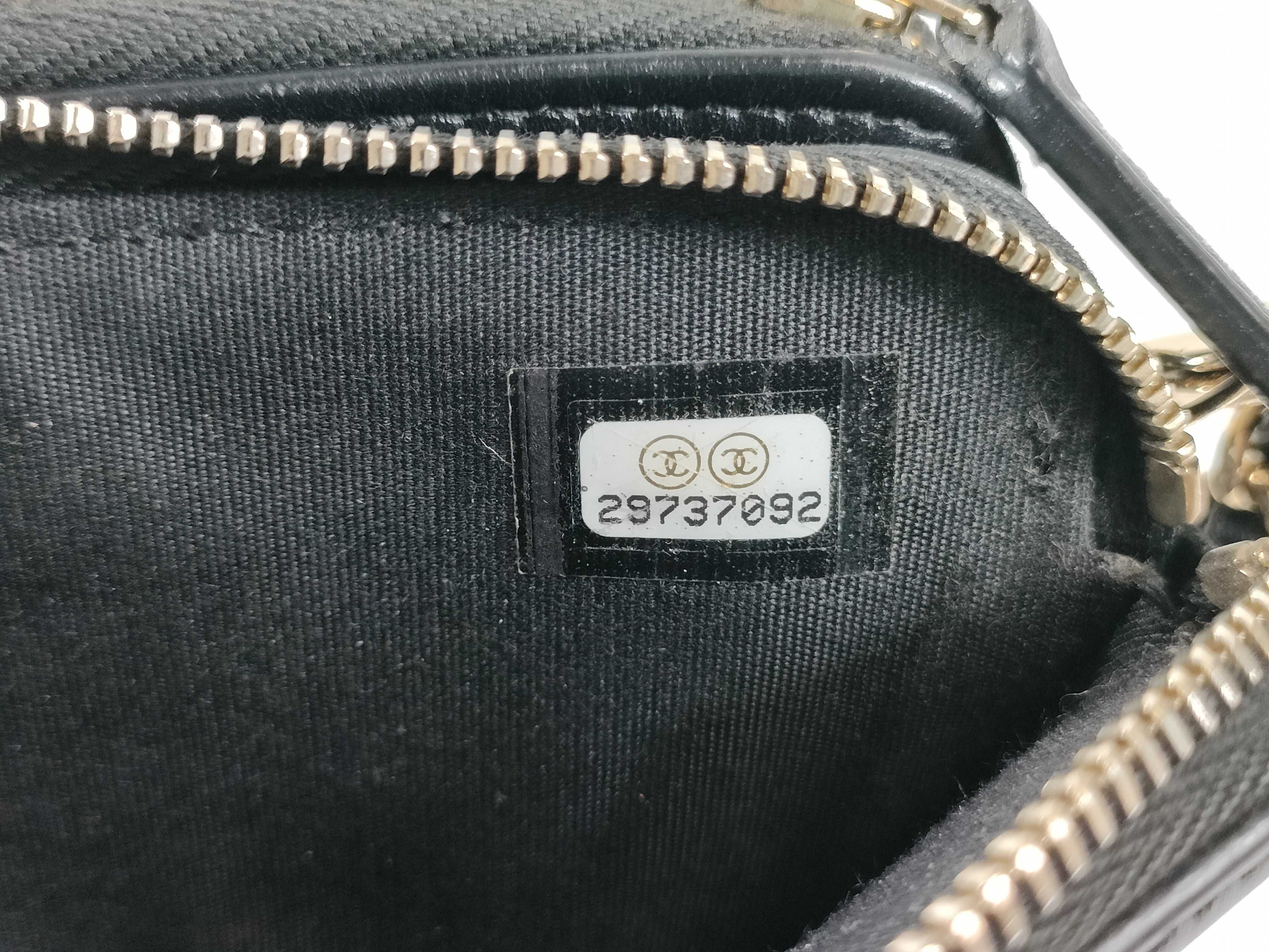 Caviar Skin CC Filigree Chain Wallet Shoulder Bag — view 13