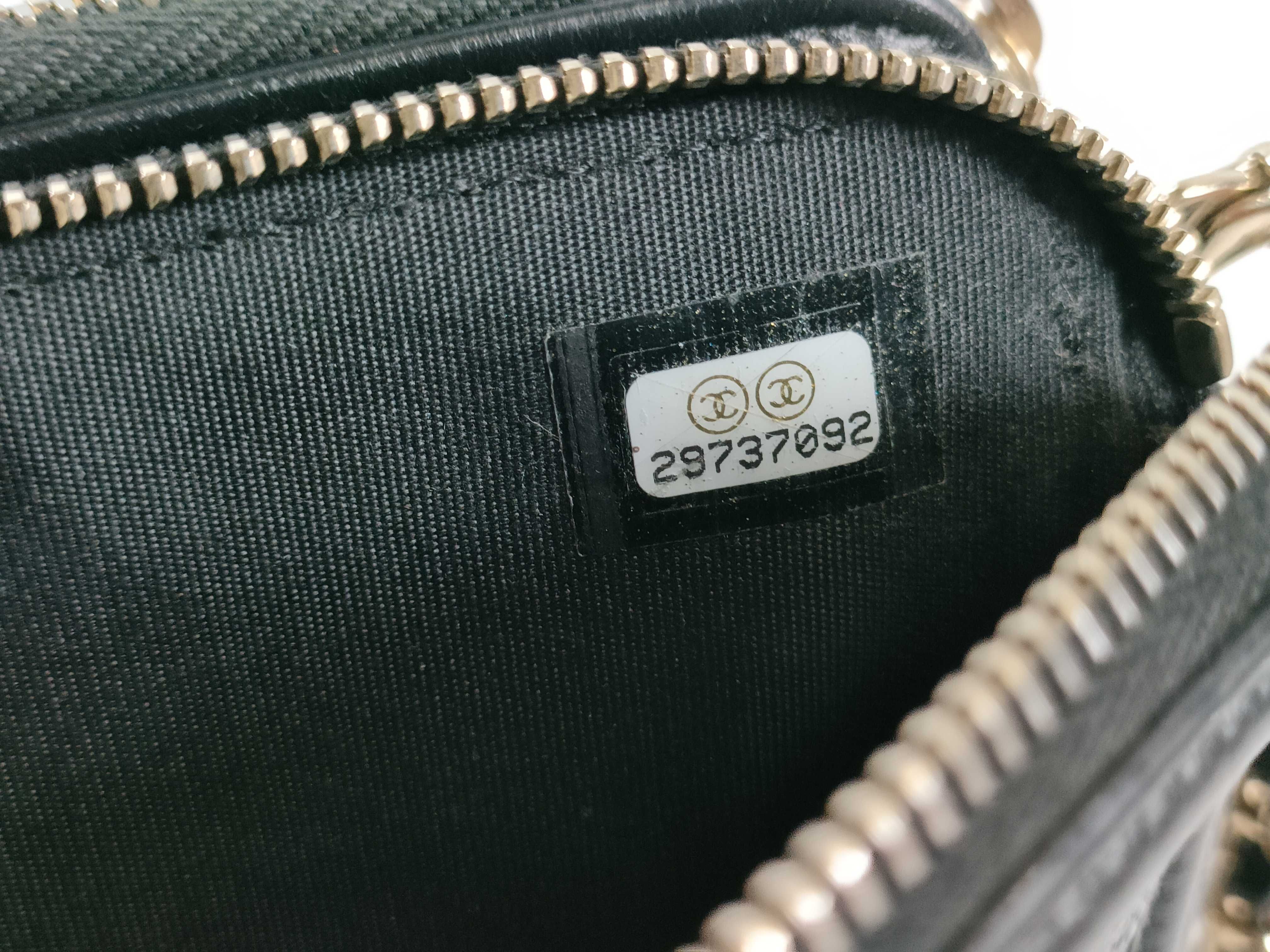 Caviar Skin CC Filigree Chain Wallet Shoulder Bag — view 8