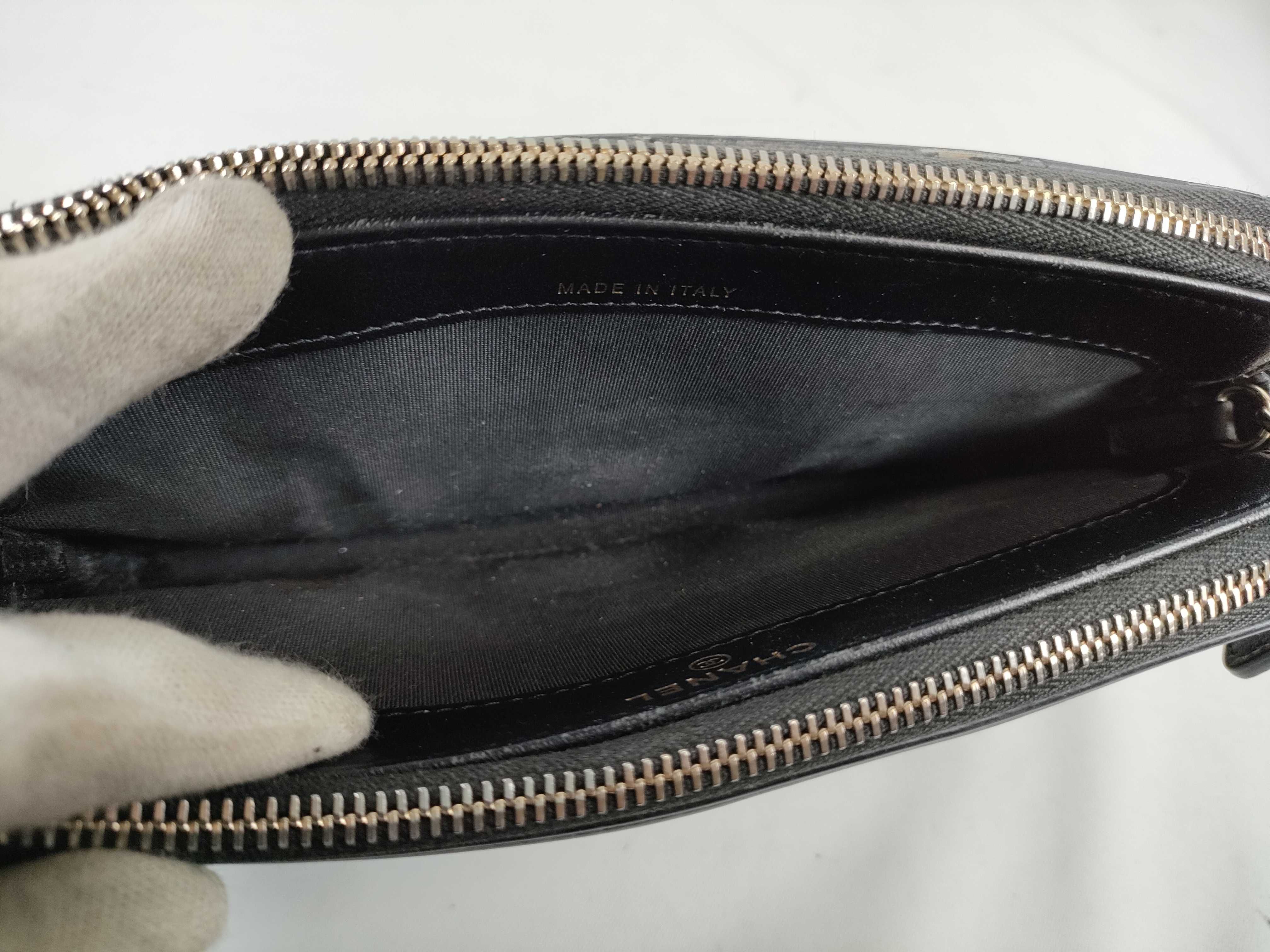 Caviar Skin CC Filigree Chain Wallet Shoulder Bag — view 10