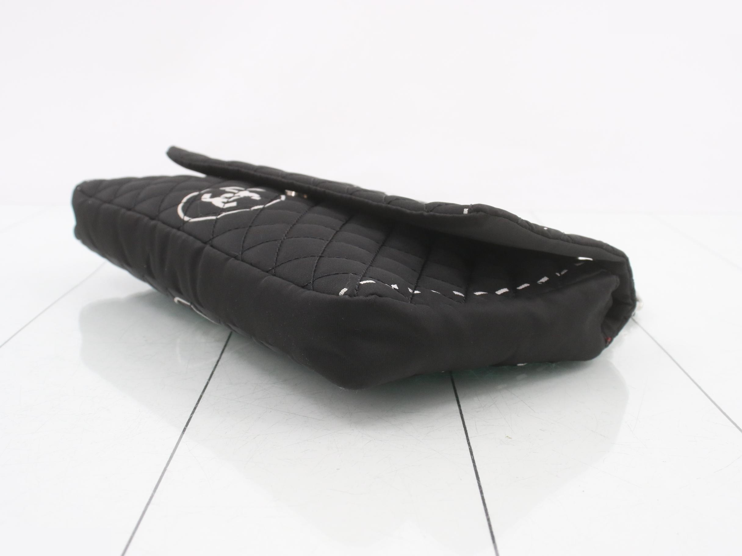 Matelassé Nylon Logo Chain Shoulder Bag Seal — view 6