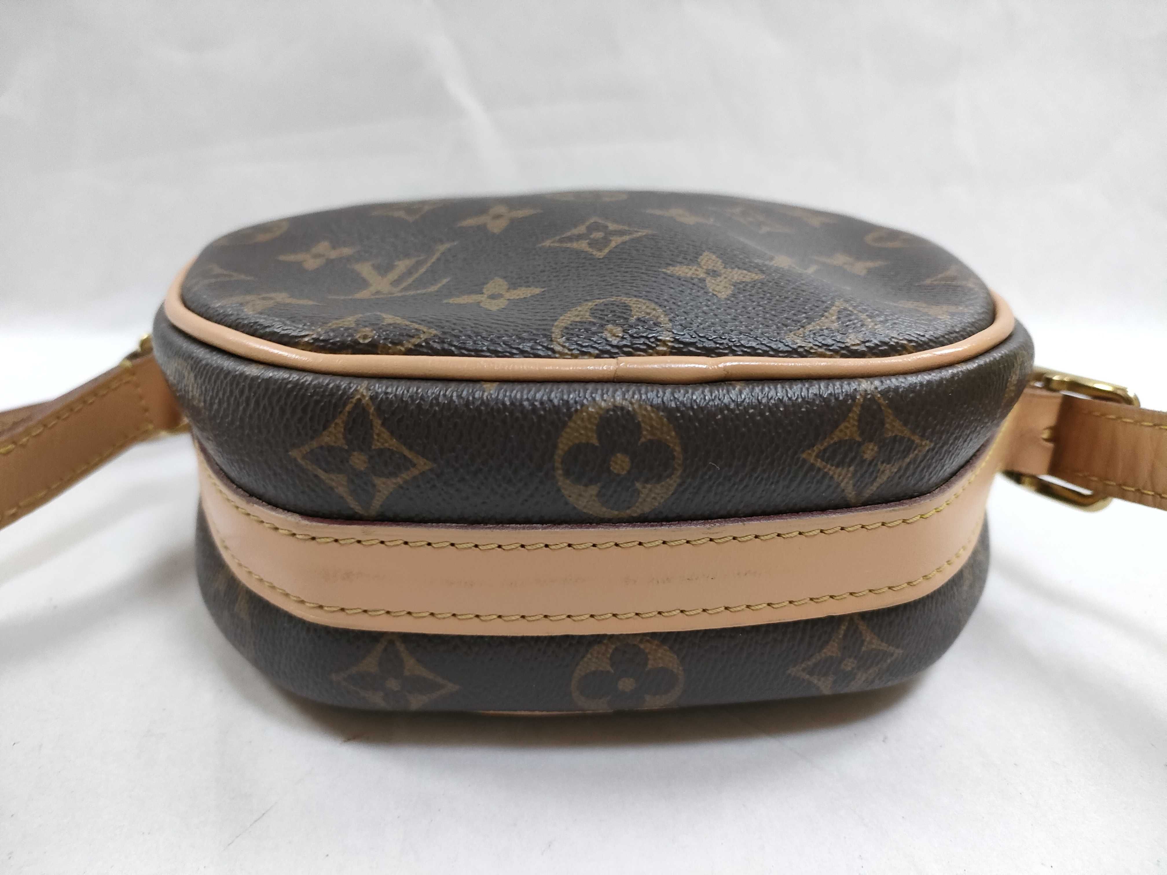 Monogram Louis Vuitton Monogram Shoulder Bag — view 9