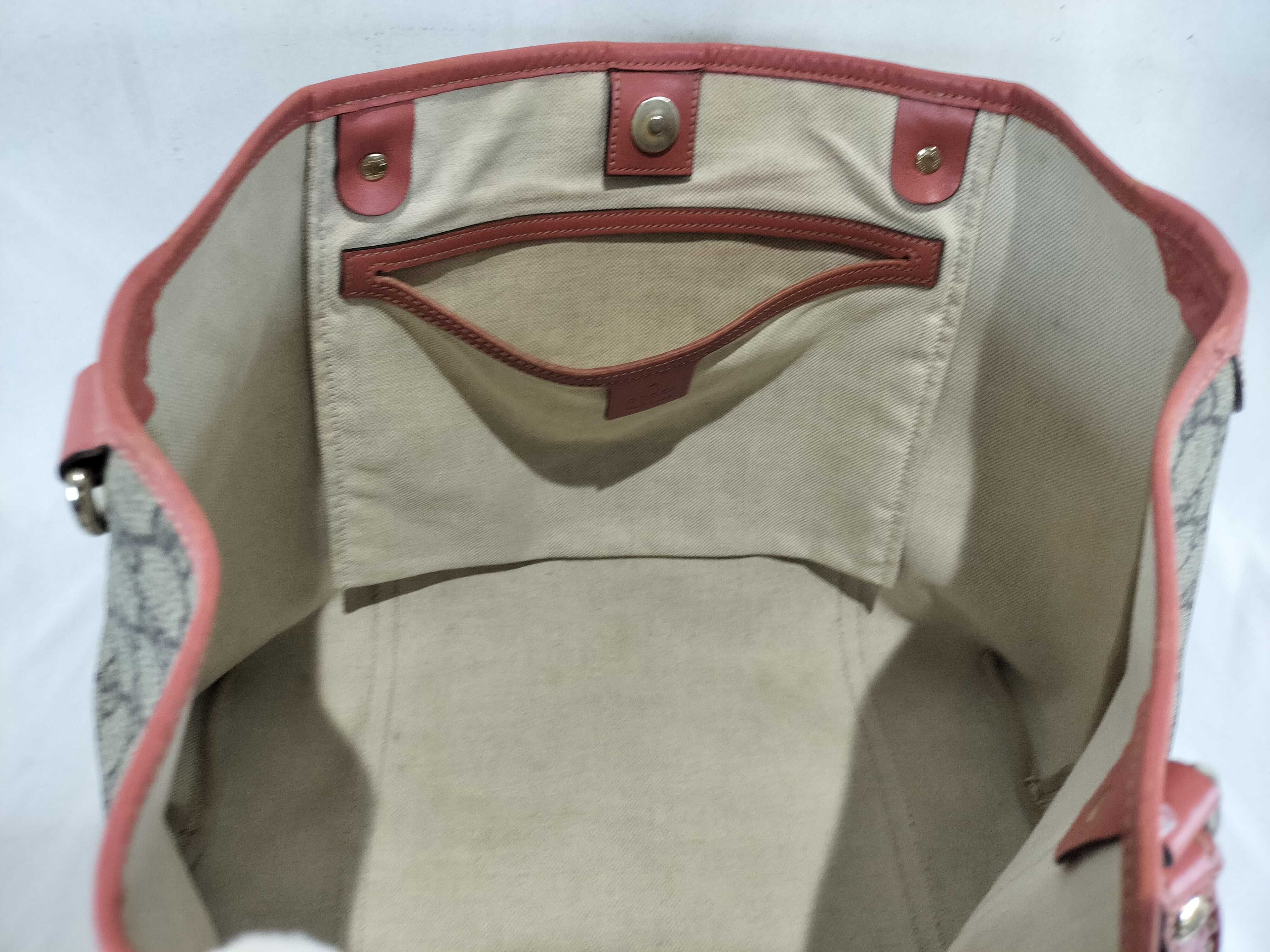 GG Canvas Tote Bag Handbag — view 9
