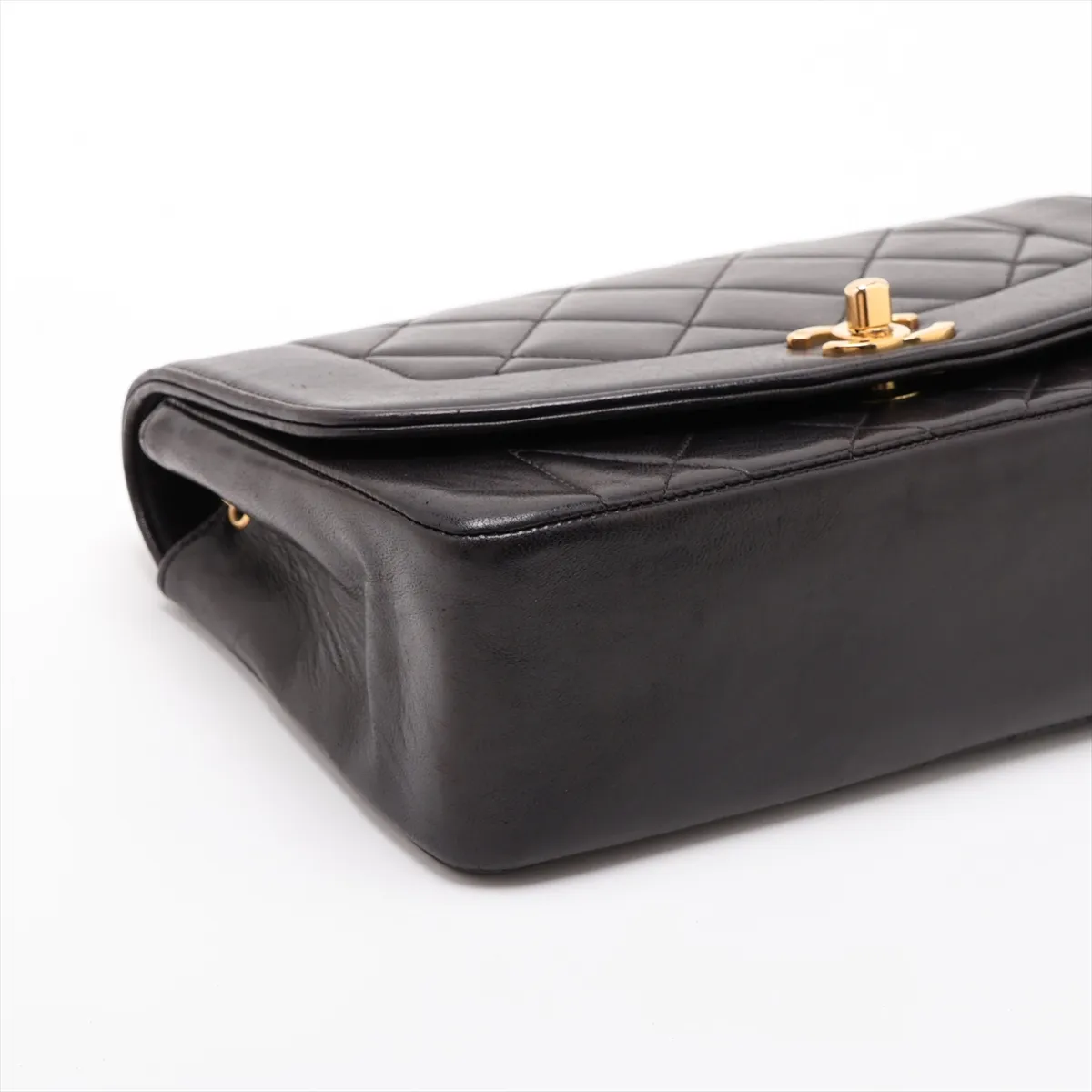 Matelassé Lambskin Single Flap Single Chain Bag, Diana Flap, Black with Gold Hardware, 3048562, Series 3 — view 4