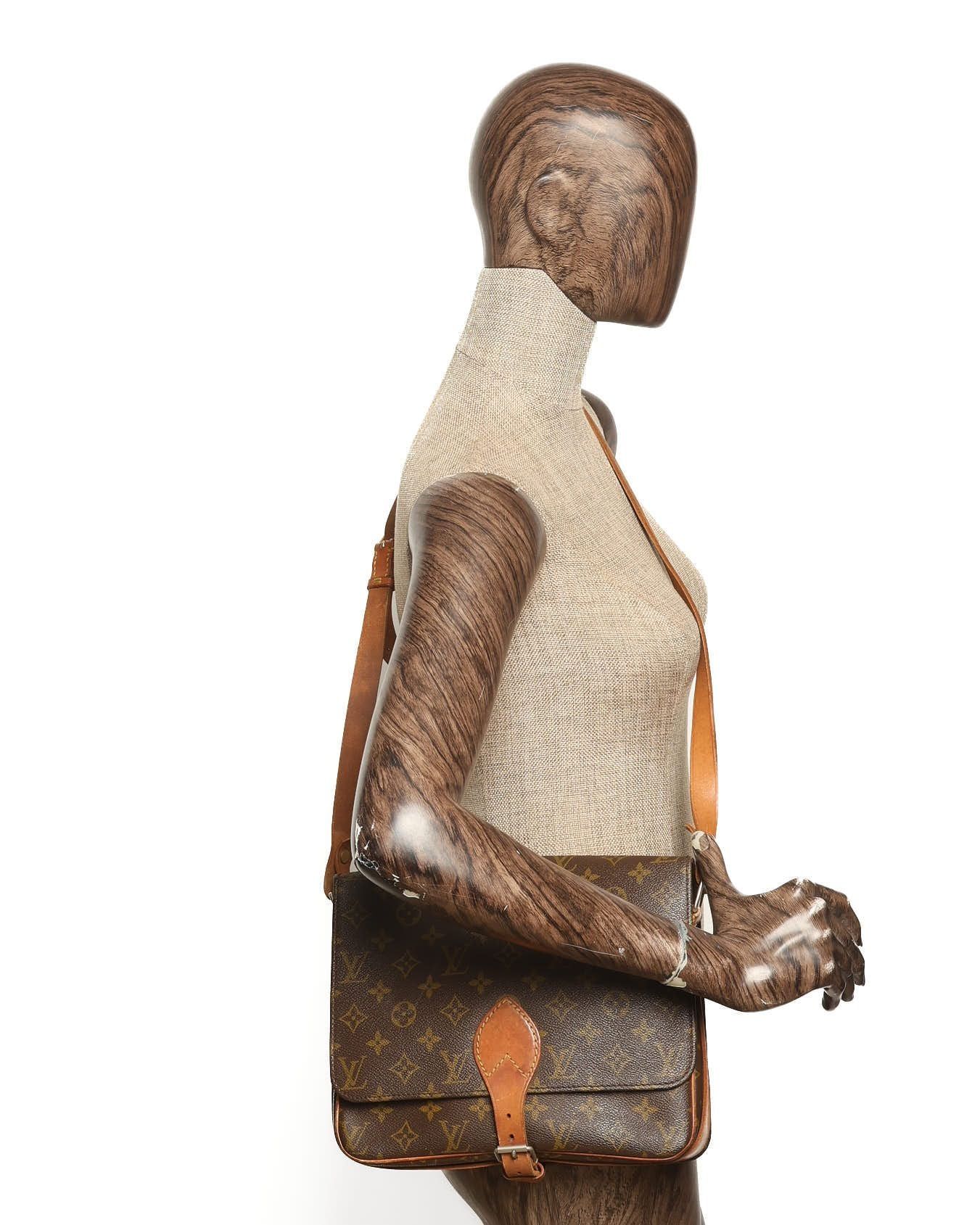 Cartouchiere GM, Monogram — view 10