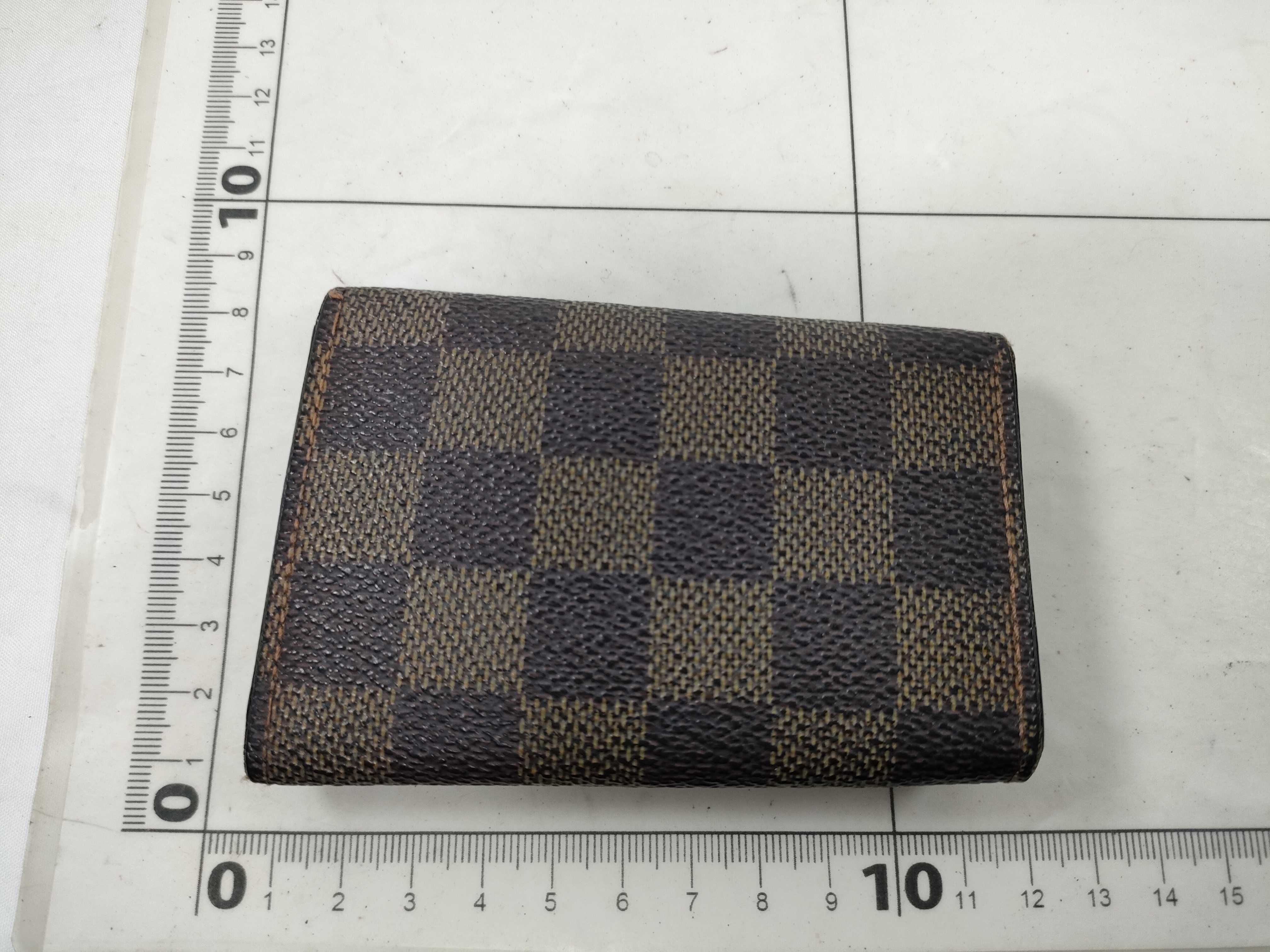 Damier Vuitton Key Case — view 2