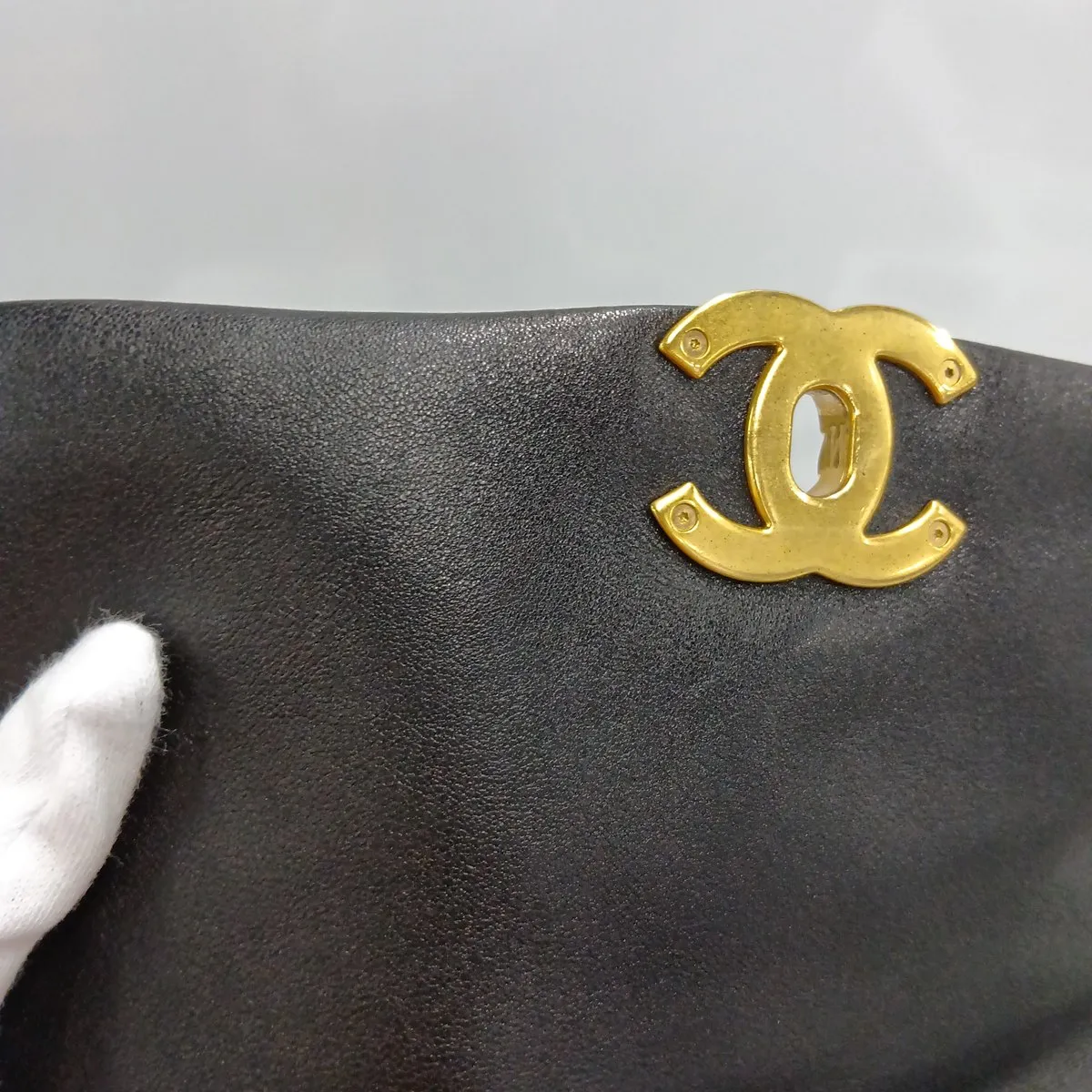 19 Lambskin Chain Shoulder Bag, Black with Gold Hardware, 28832332, Serial Number 28, AS1160 — view 13