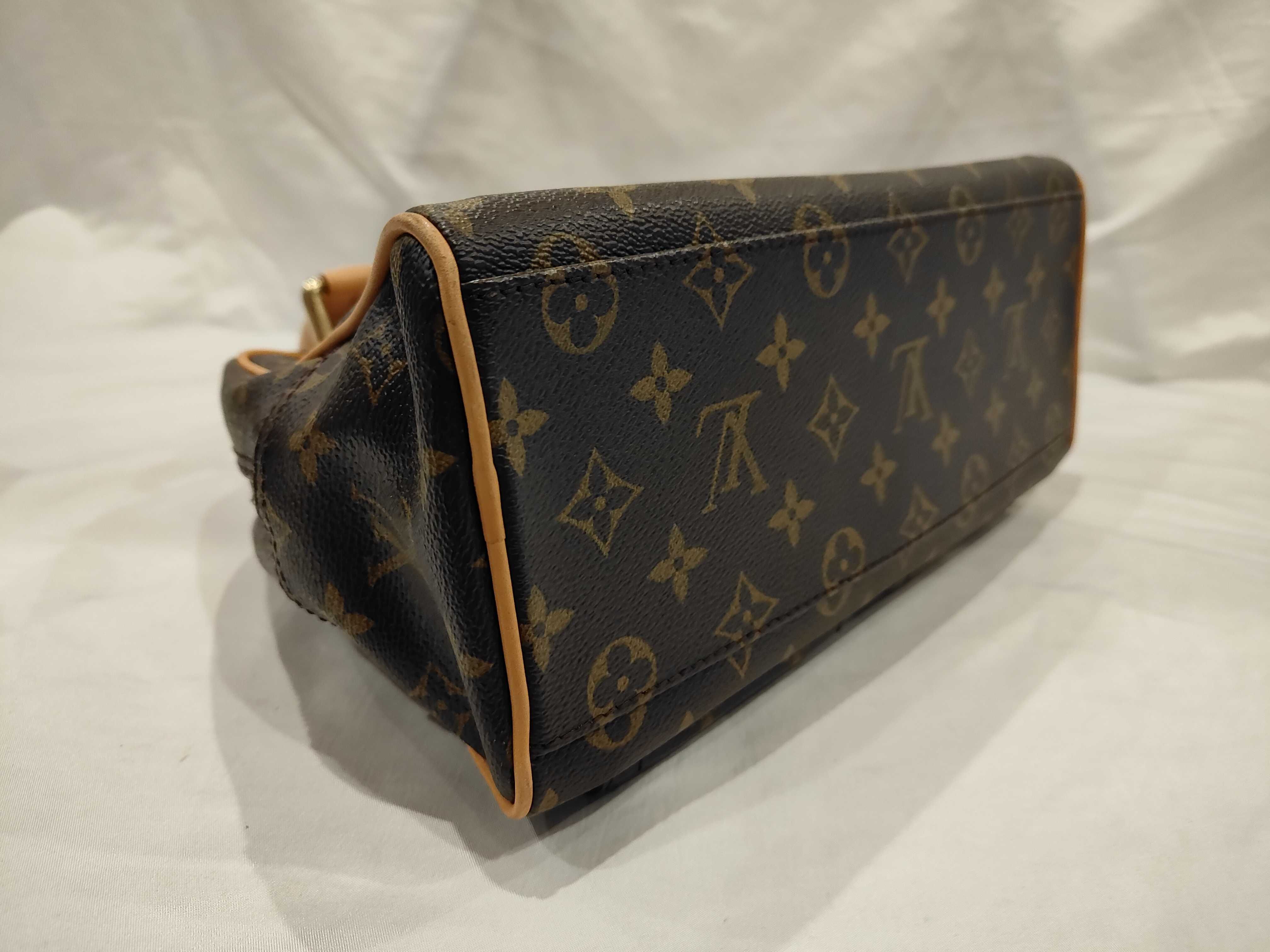 Monogram M40026 Manhattan PM Handbag — view 4