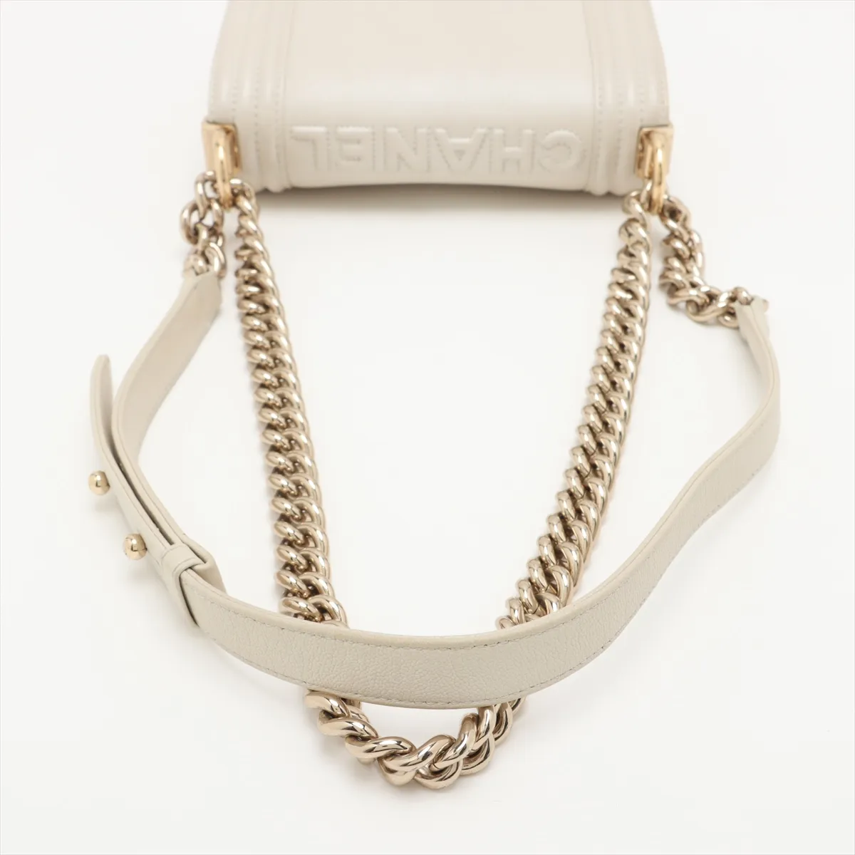 Boy Chanel Caviar Skin Chain Shoulder Bag White Gold Hardware K754AE5K Random Plate — view 5