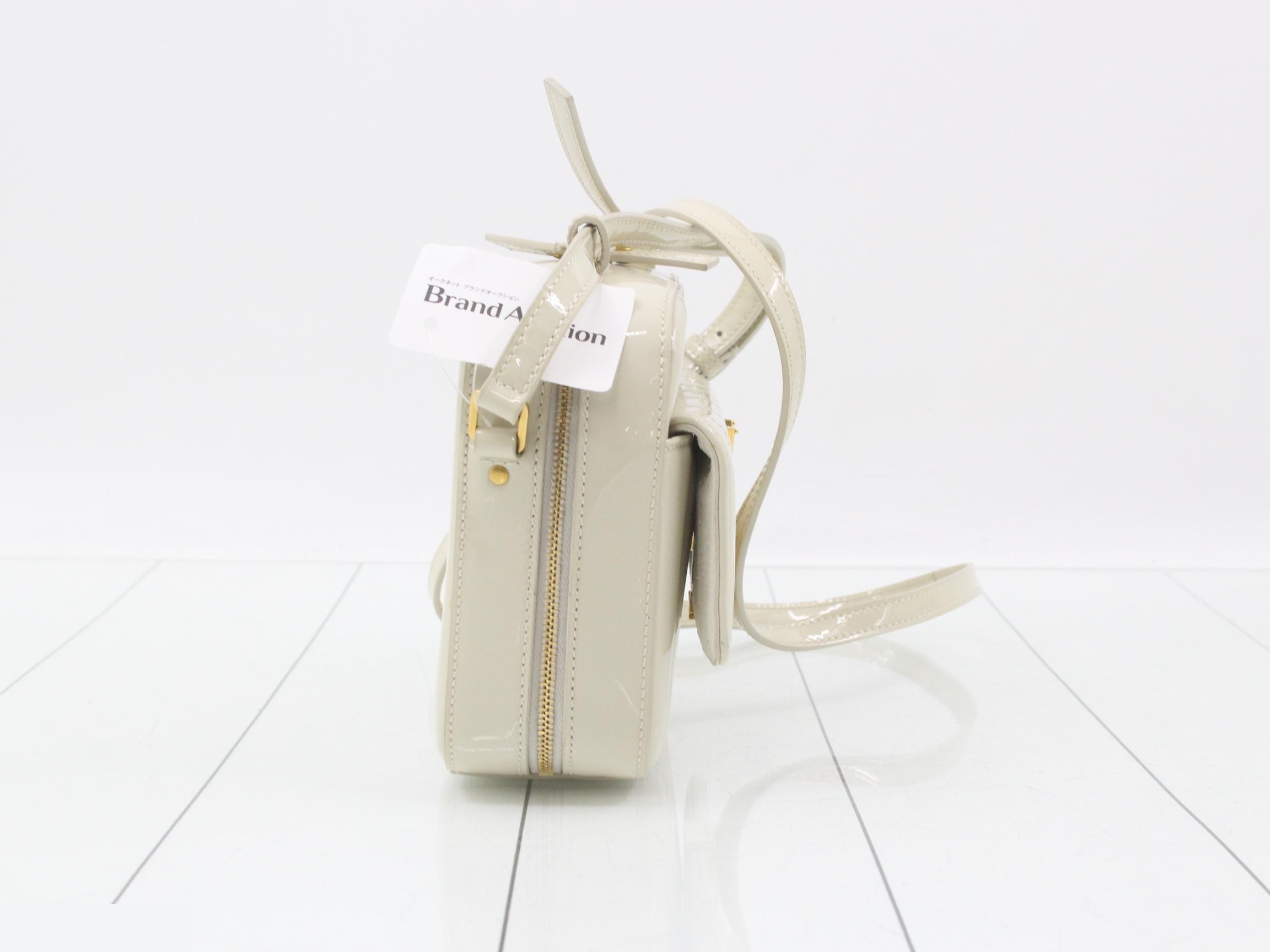 Other lines: Bags & Shoulder Bags - Vicki Patent Leather White — view 4