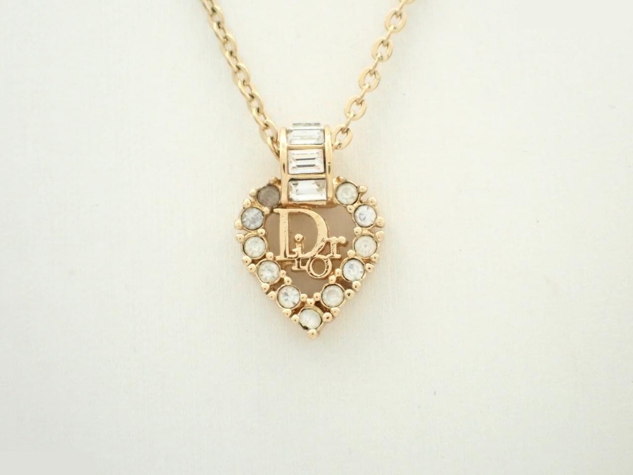 Other lines: Precious metals, necklaces, pendants
