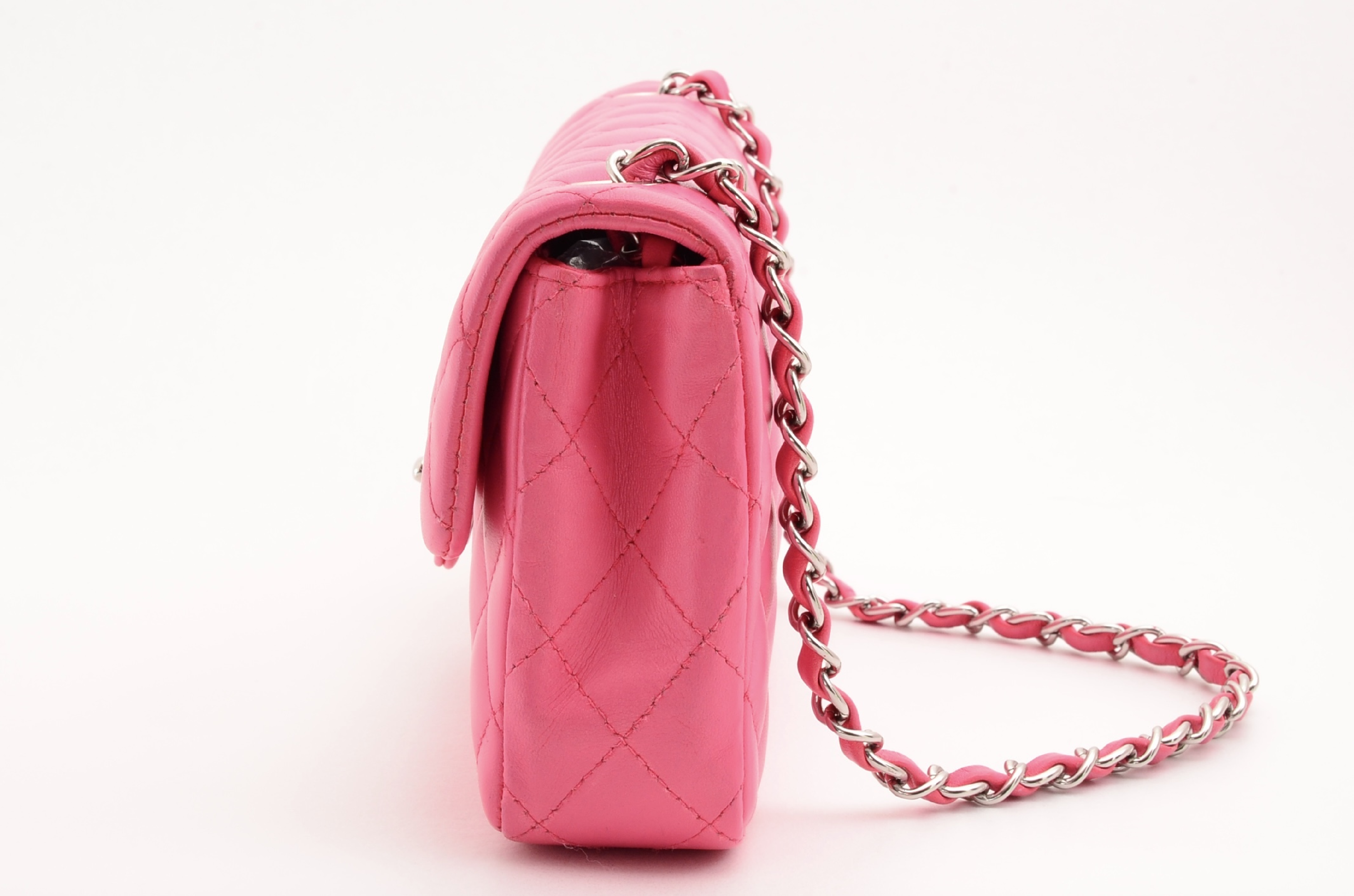 Matelassé Chain Shoulder Bag [Seal 10s] Shoulder Bag — view 5