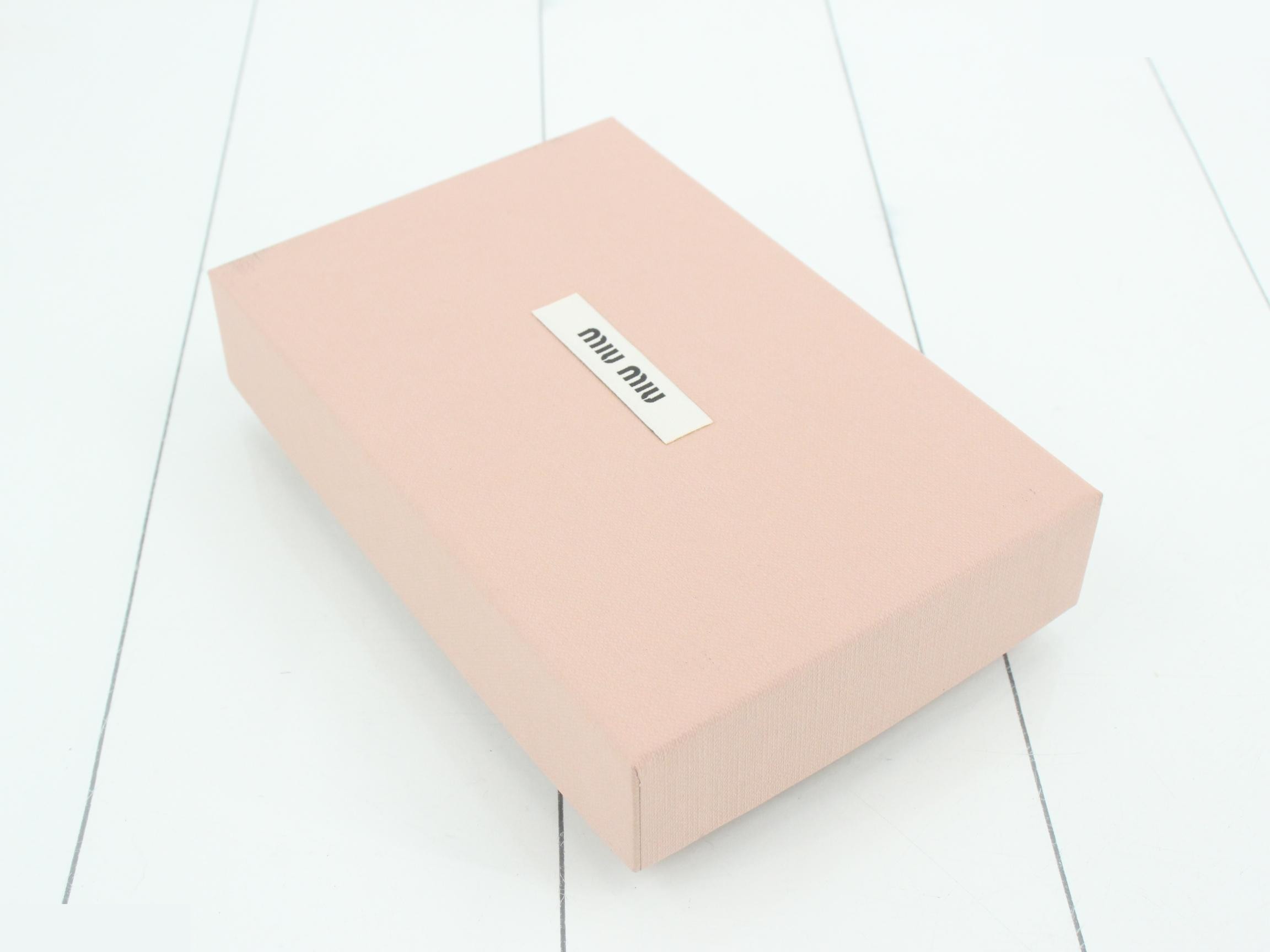 Other lines: Bags and Wallets — view 5