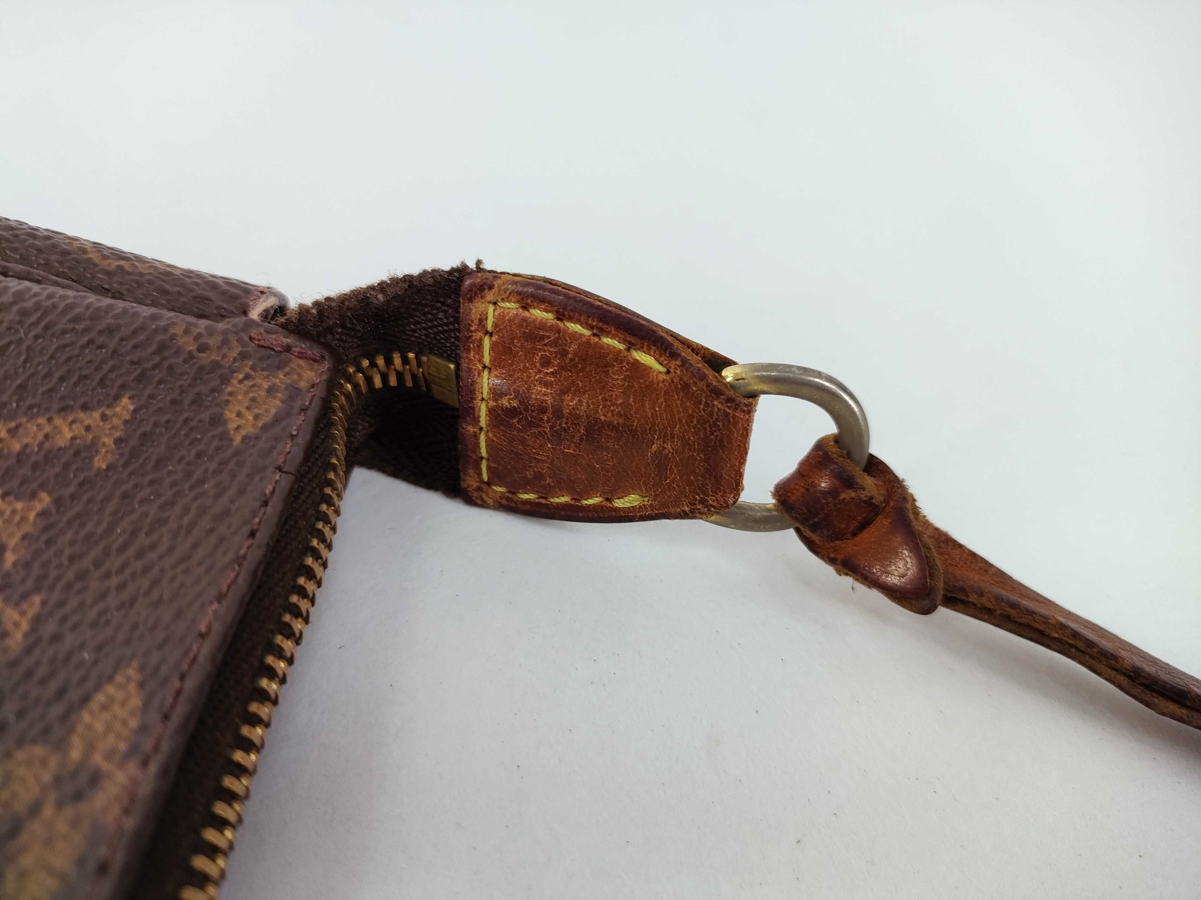 Monogram Pochette Accessoires Monogram M51980 Pouch — view 6