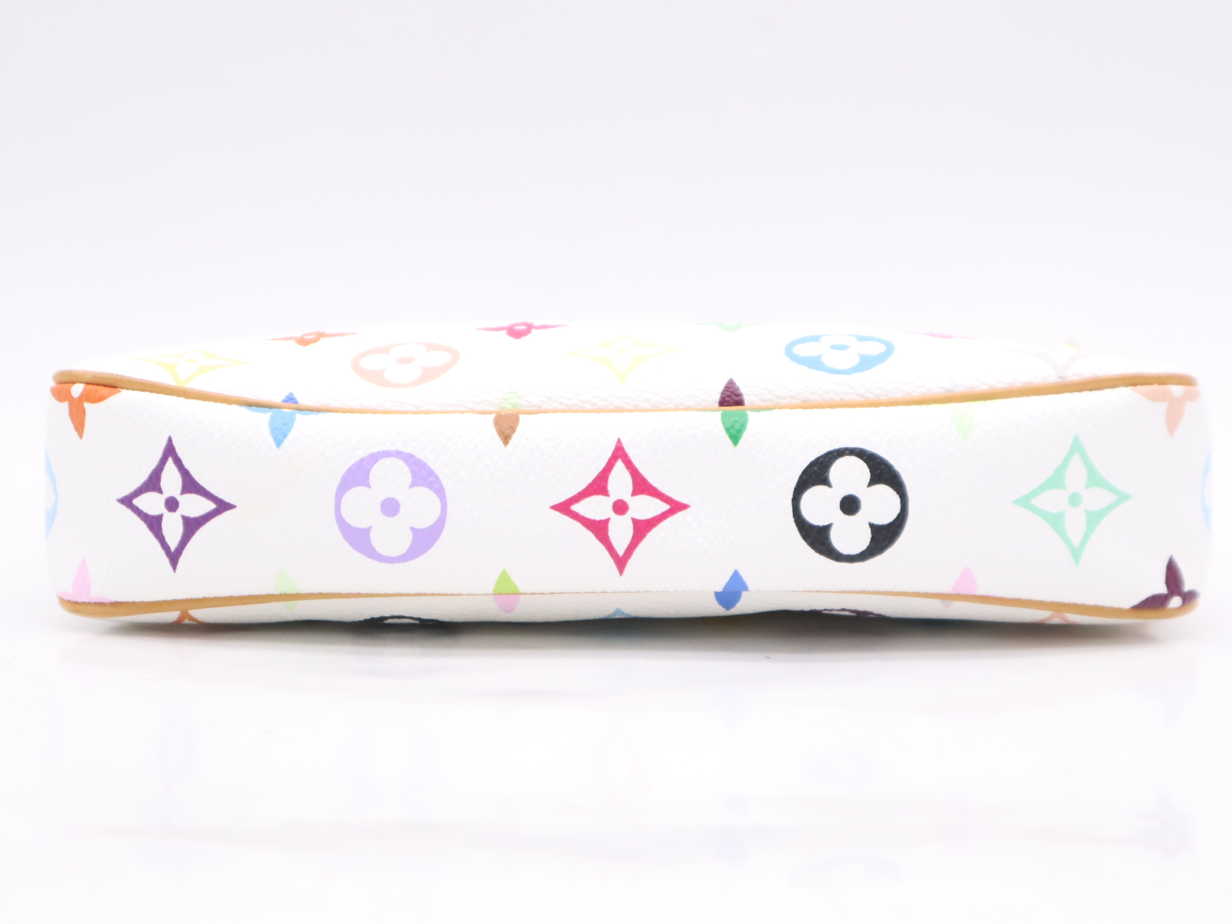 M92649 Multicolor Pochette Accessoires Blanc Pouch — view 4