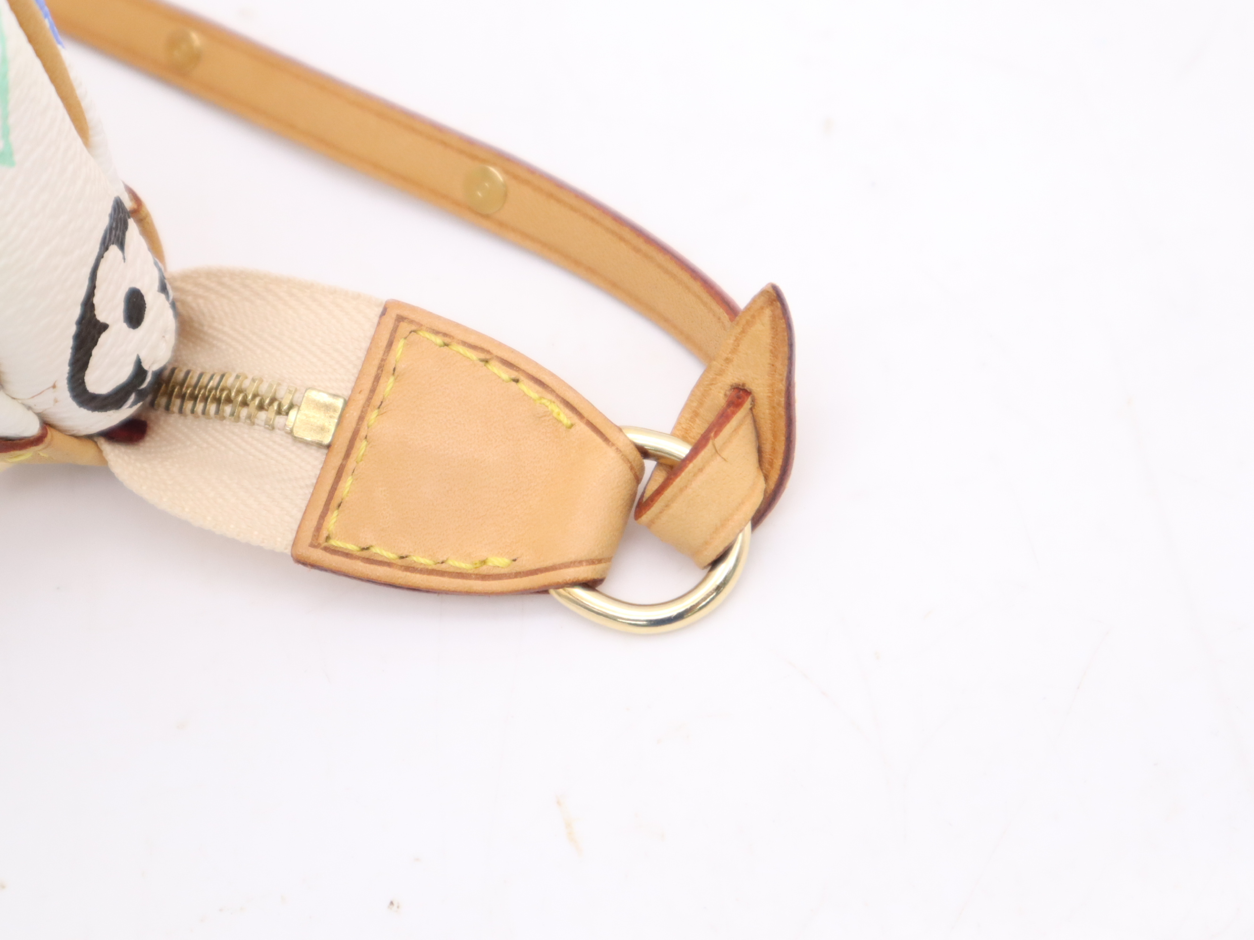 M92649 Multicolor Pochette Accessoires Blanc Pouch — view 8