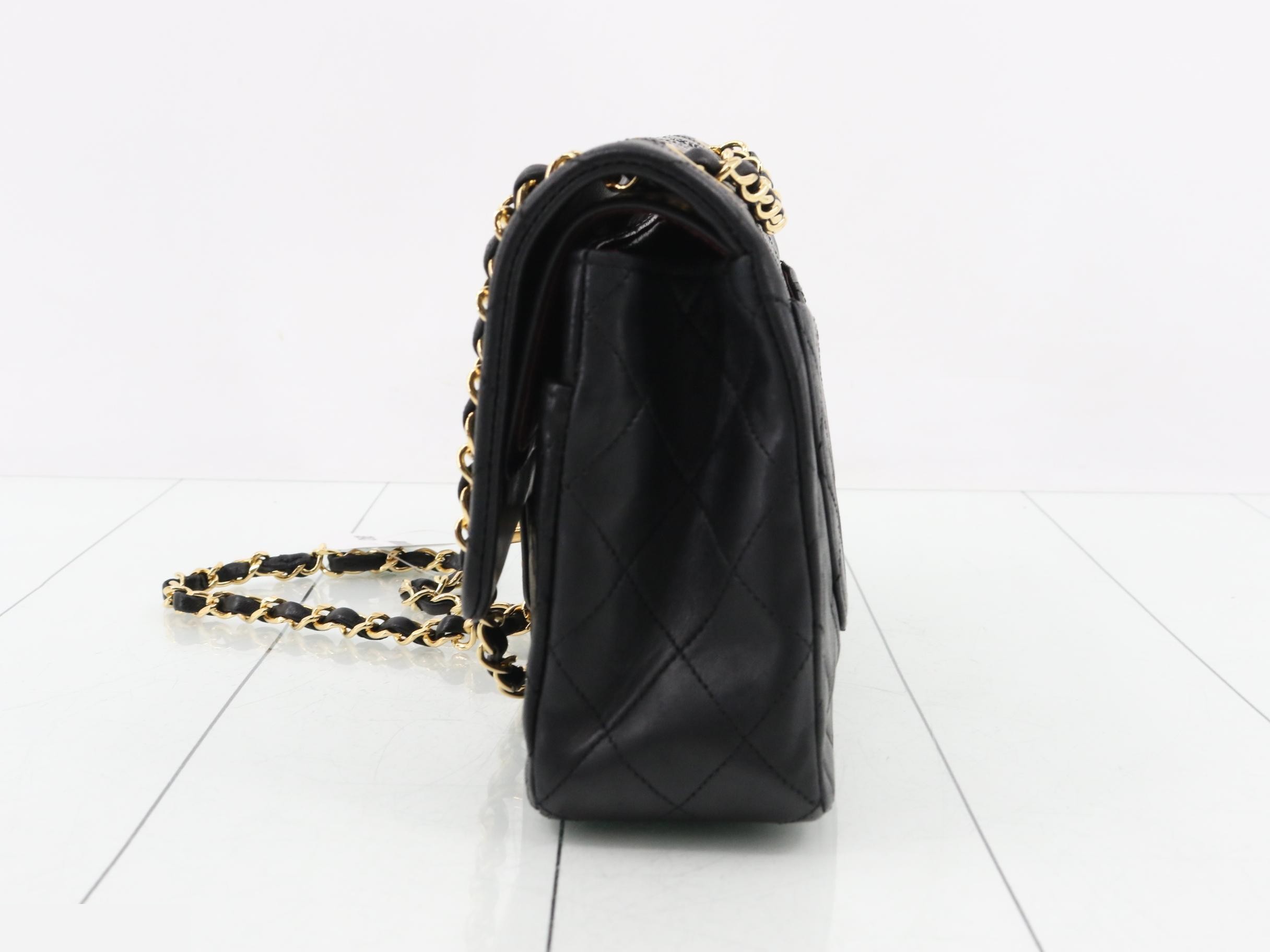 Matelassé 25 Double Flap Double Chain Shoulder Bag — view 3