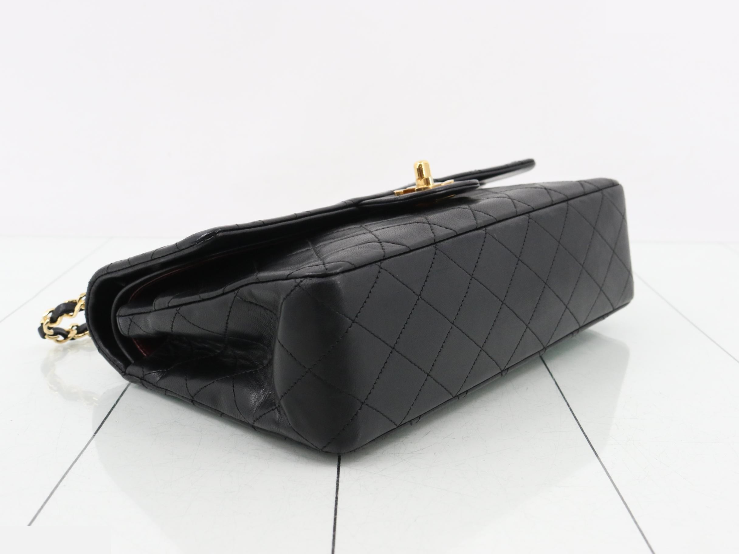 Matelassé 25 Double Flap Double Chain Shoulder Bag — view 5