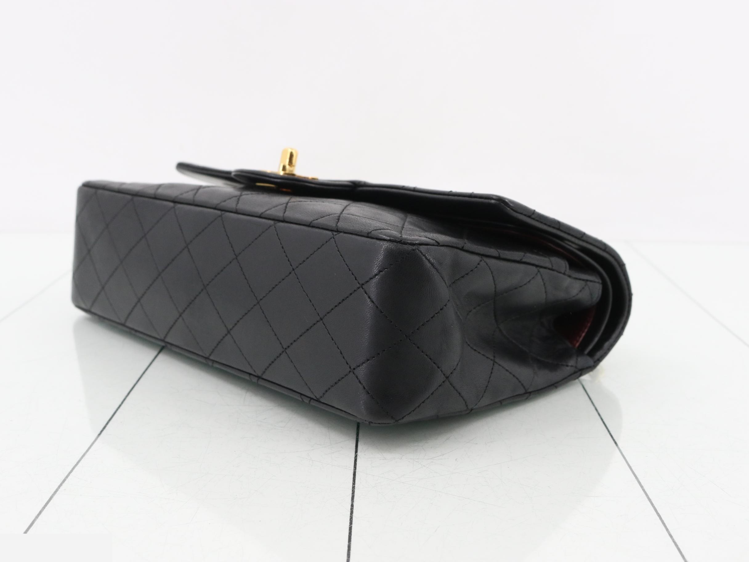 Matelassé 25 Double Flap Double Chain Shoulder Bag — view 6