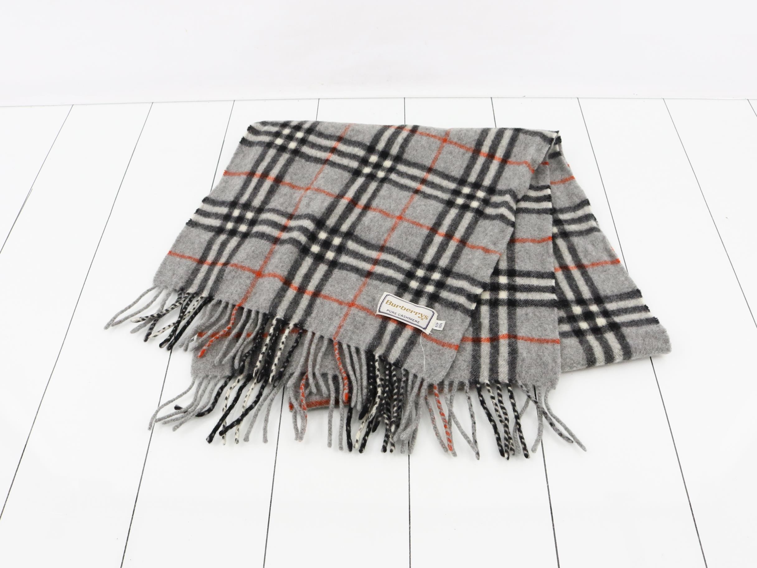 scarf — view 2