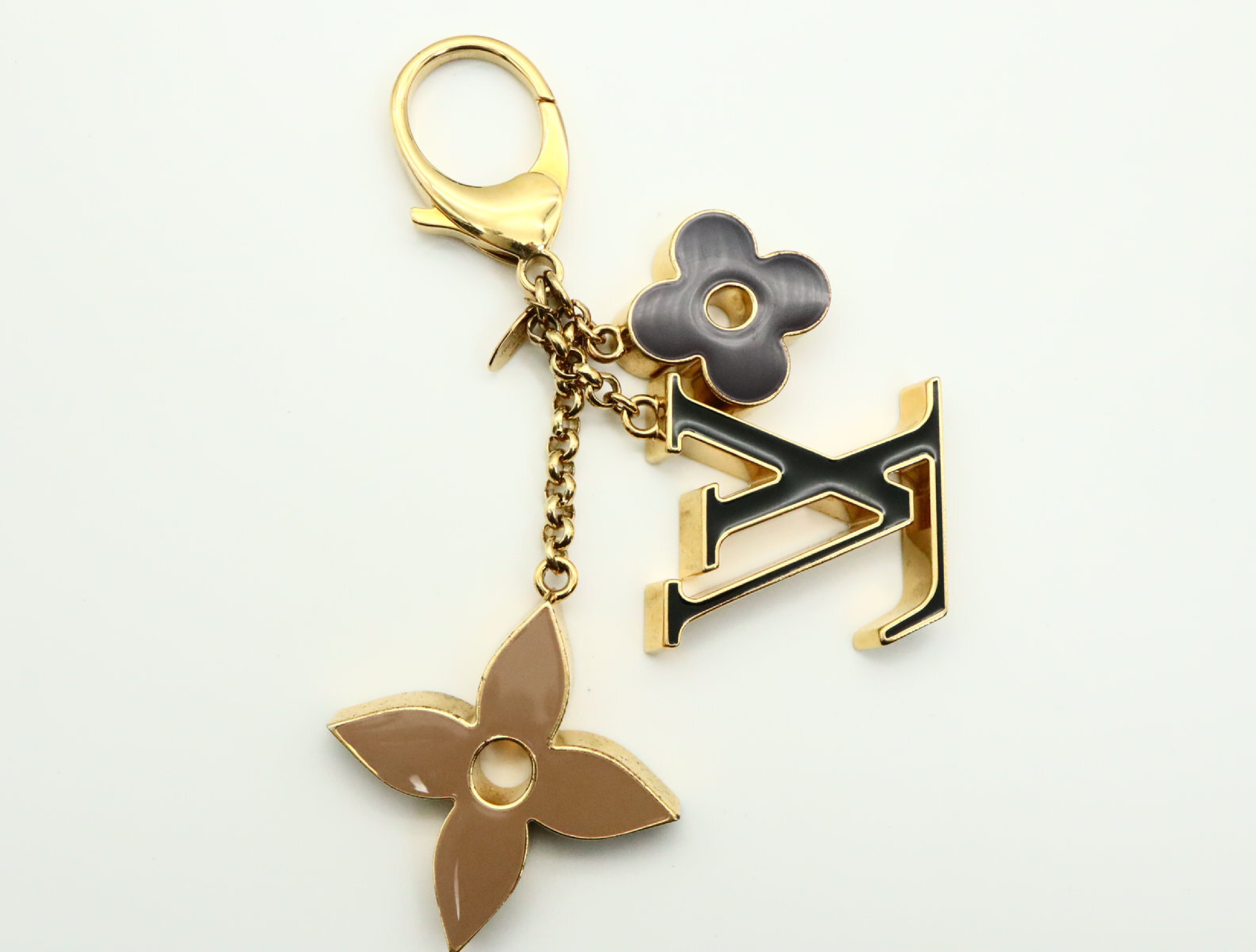 M67119 Fleur de Monogram DI1113 Charm Key Case — view 3