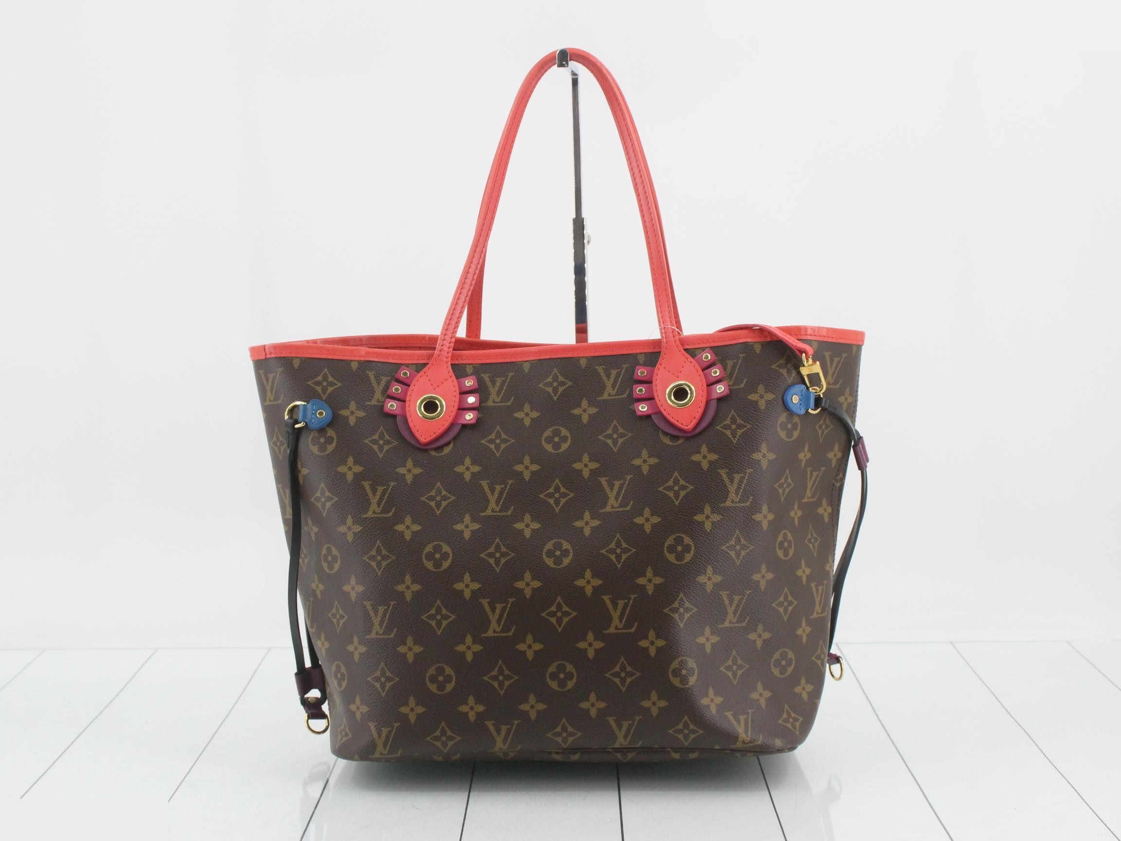 Monogram Totem Neverfull MM Tote Bag with Pouch — view 2