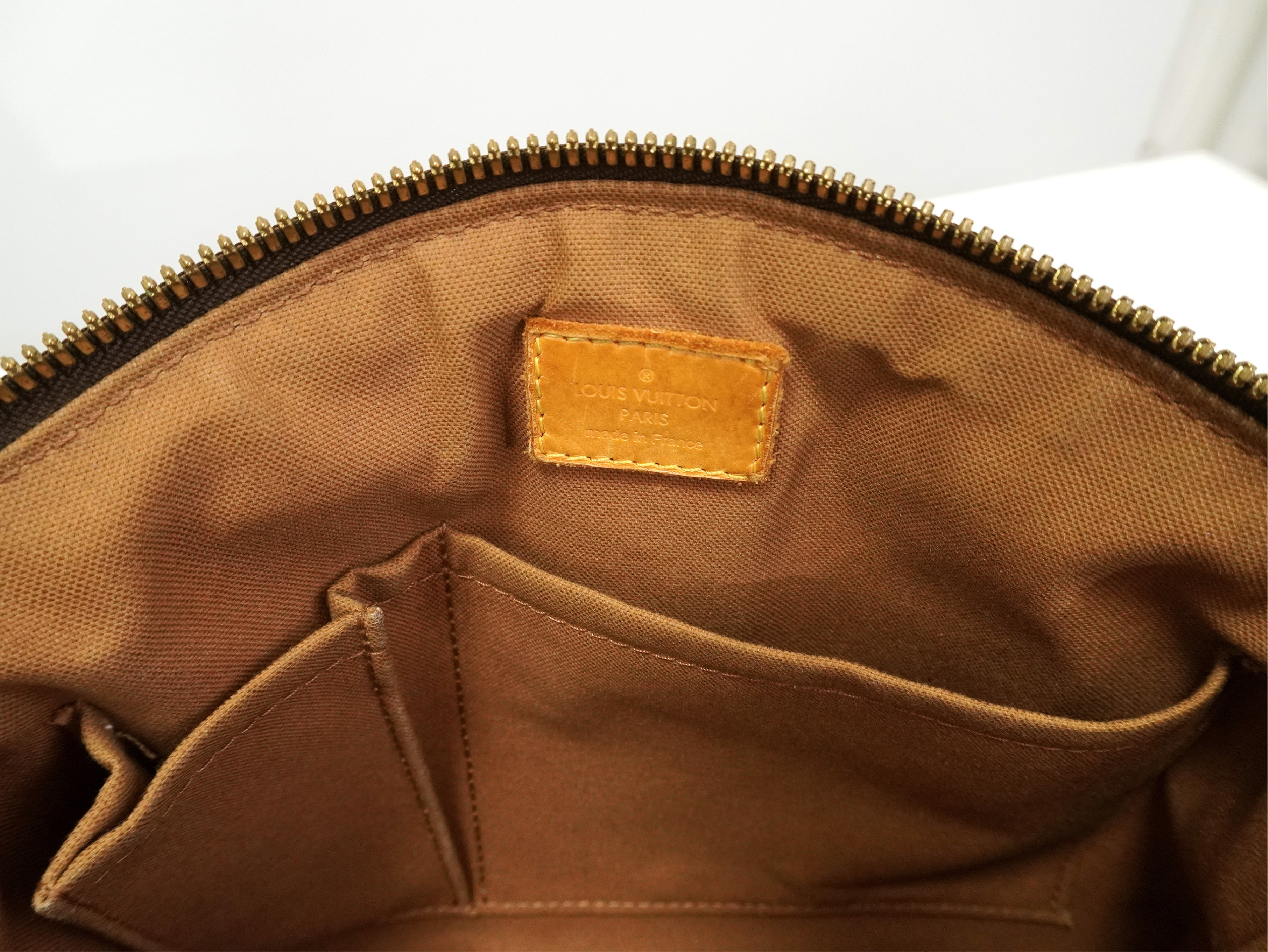 Monogram Tivoli PM M40143 Handbag — view 6