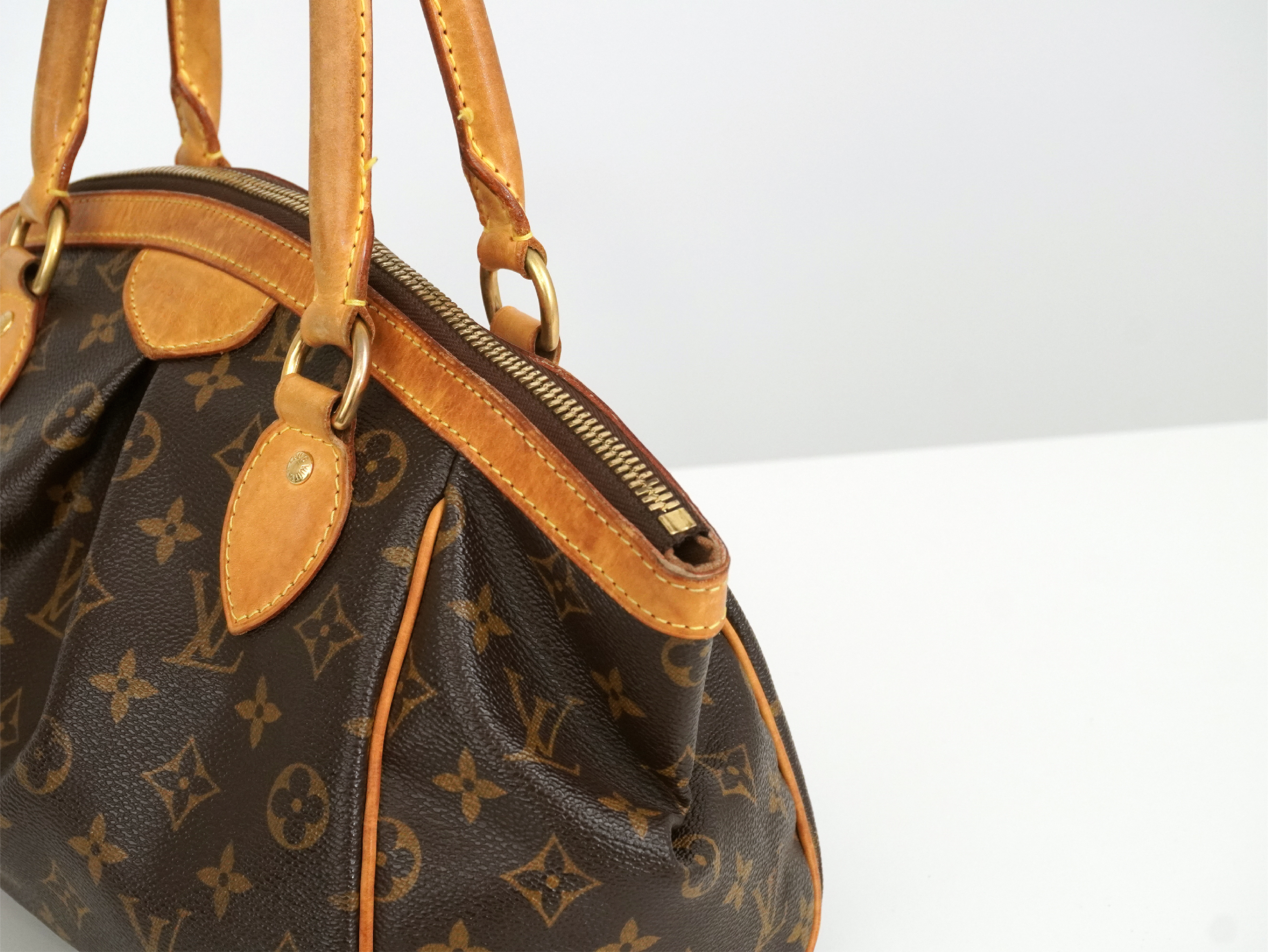 Monogram Tivoli PM M40143 Handbag — view 10