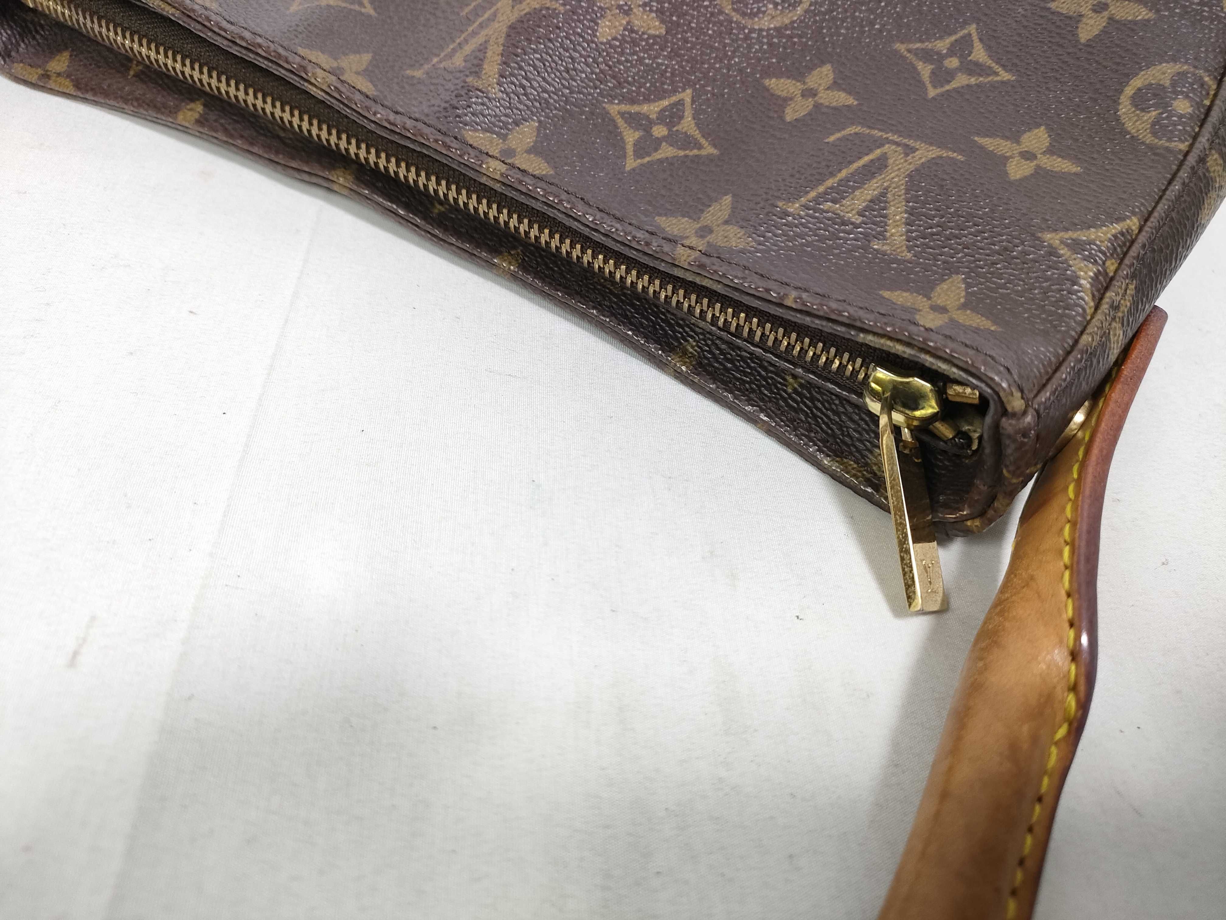 Monogram LV Looping Shoulder Bag — view 10