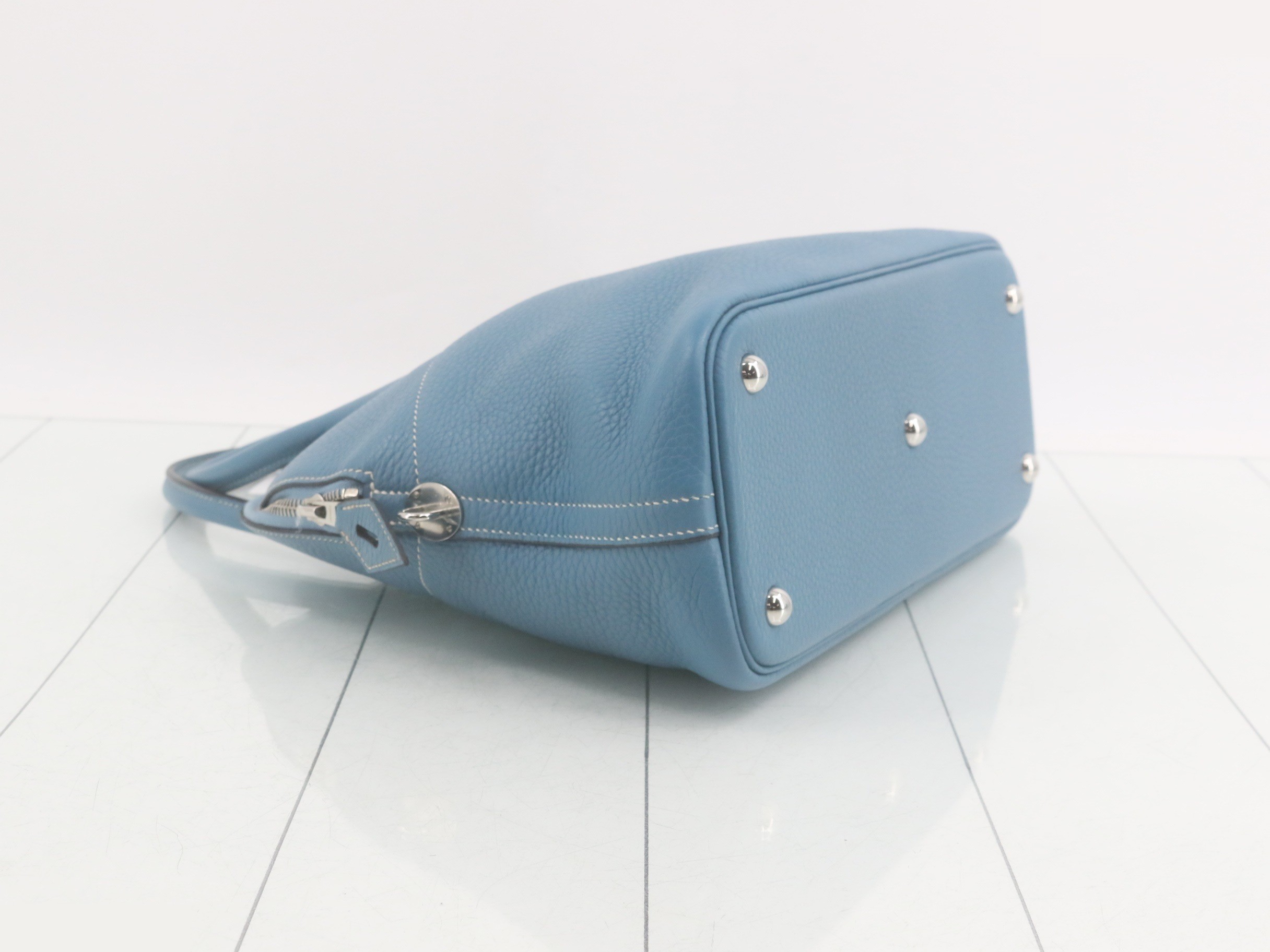 Bolide 31 Leather 2-Way Handbag (T Stamp) — view 6