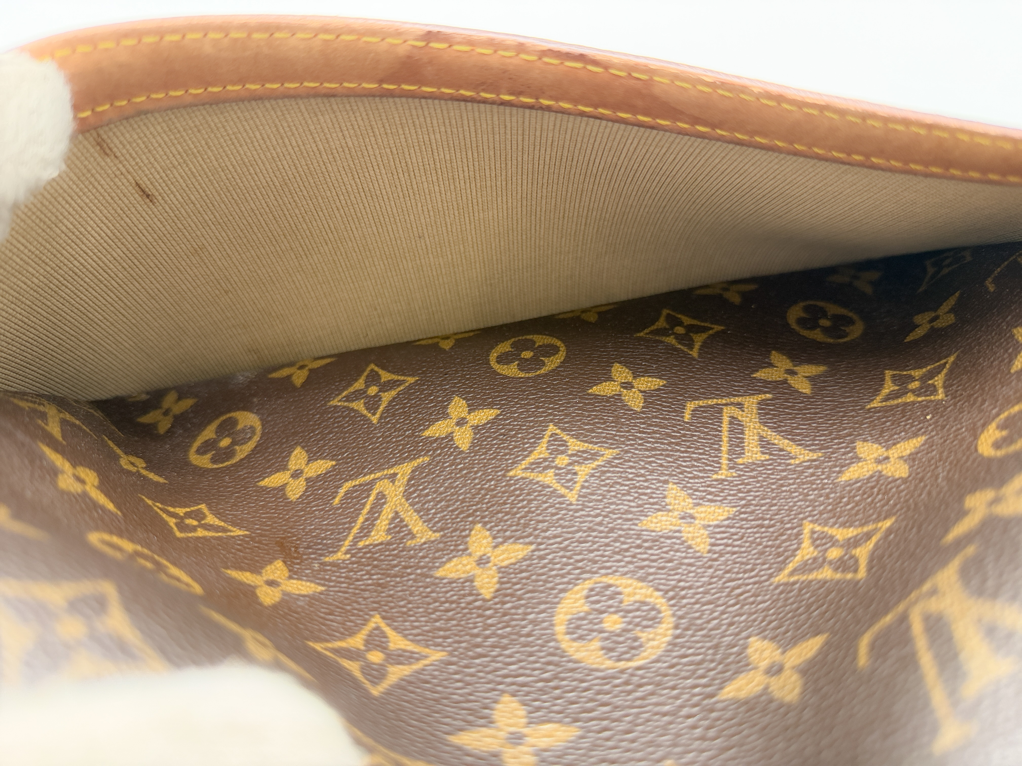 Monogram M45254 Reporter PM SP0061 Boston Bag — view 15