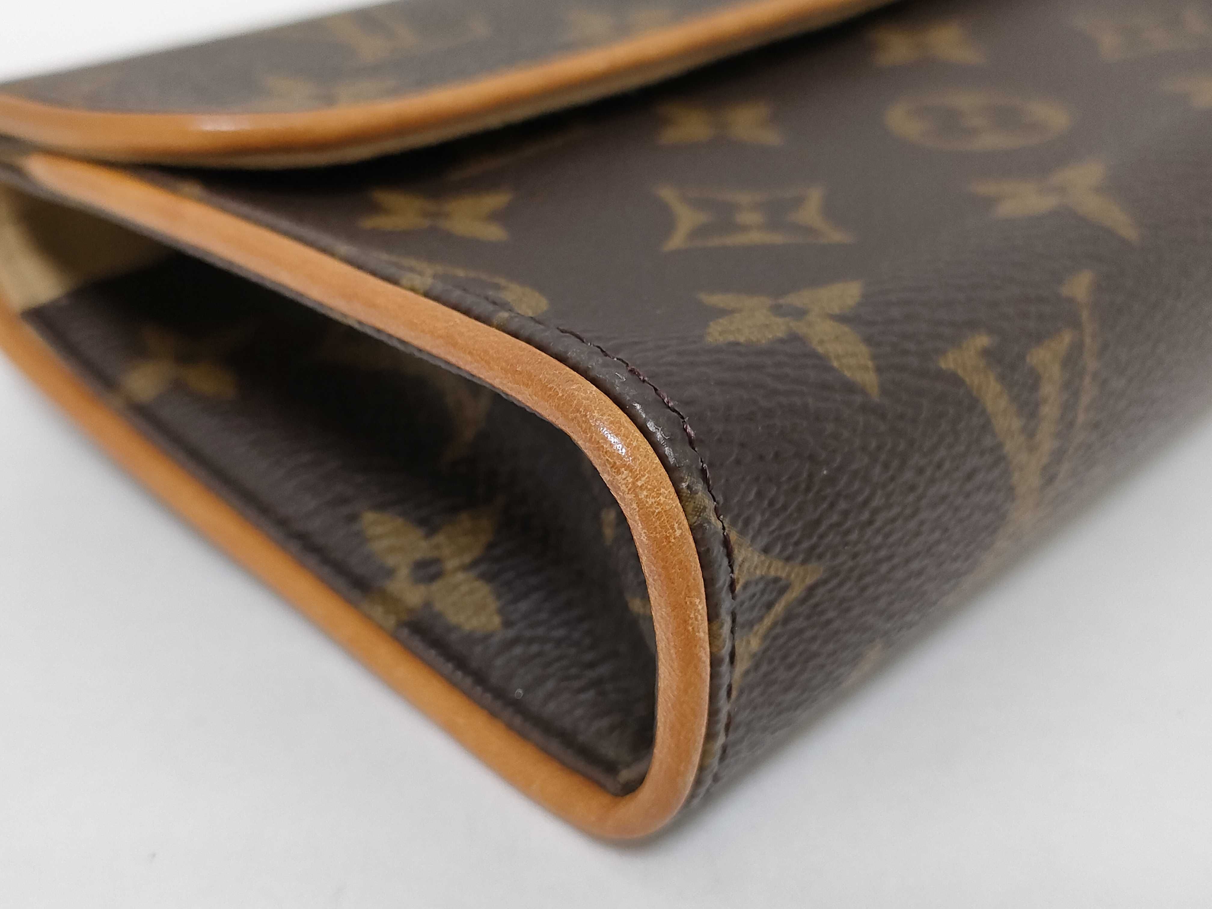 Monogram LV Pochette Florentine Shoulder Bag — view 3