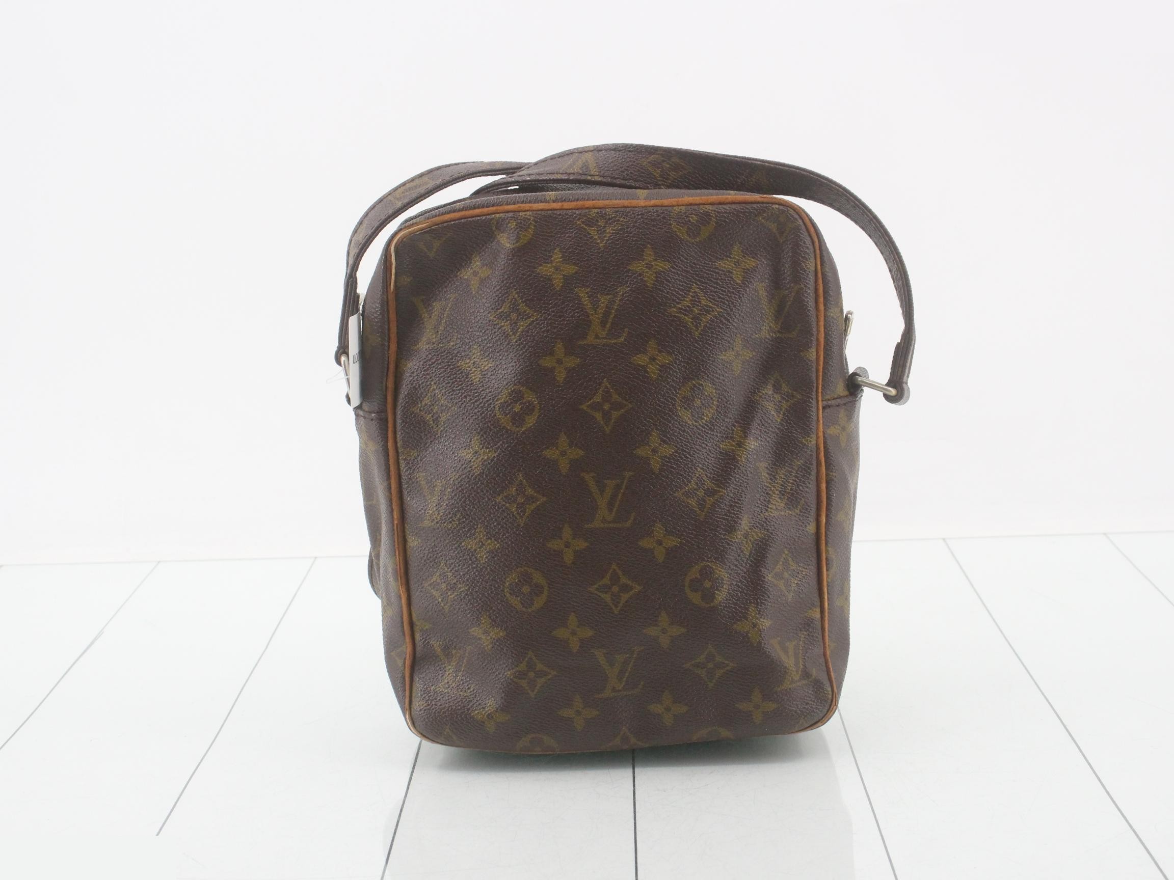 shoulder bag — view 2