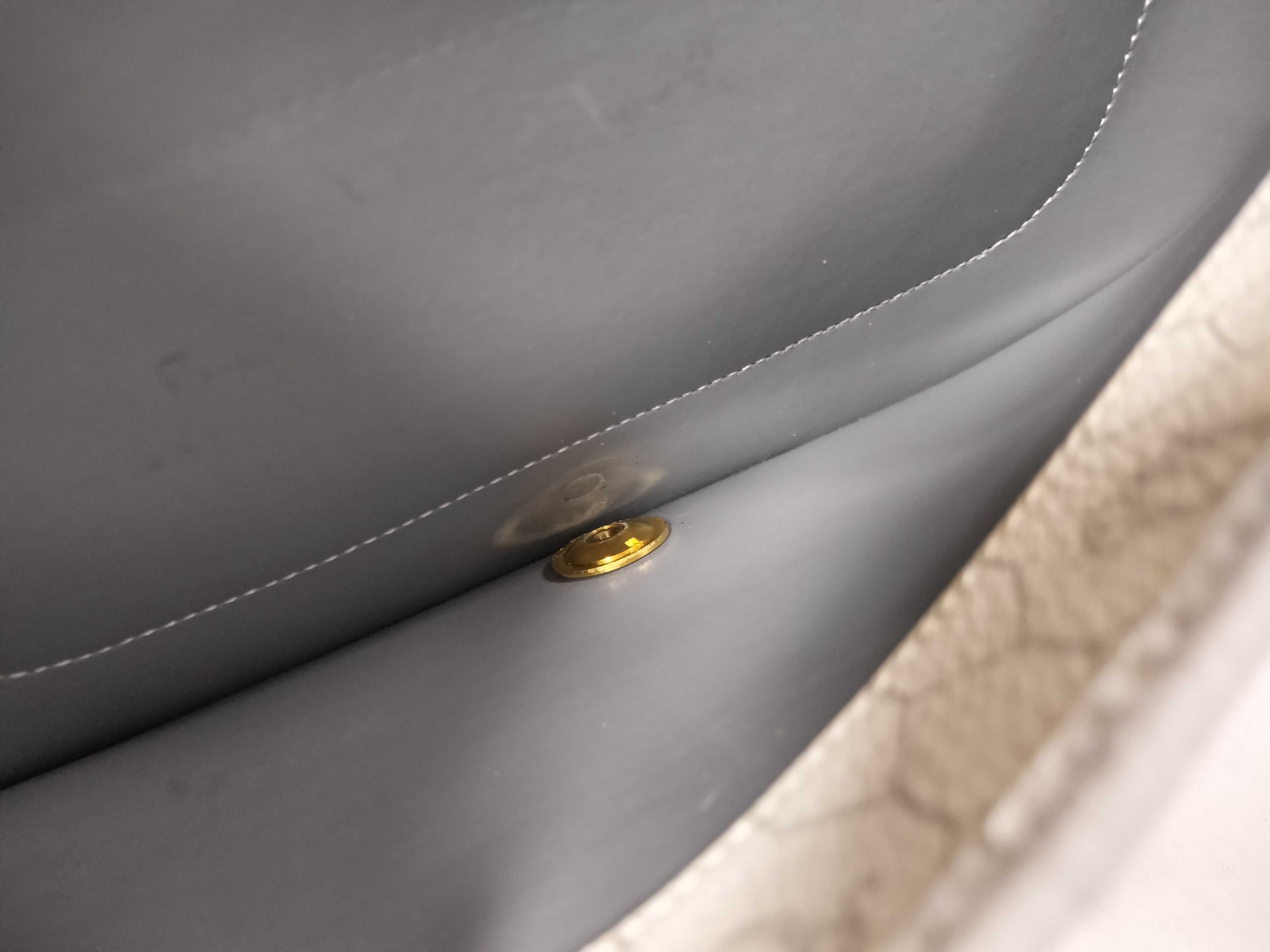Honeycomb Chain Shoulder Bag — view 11