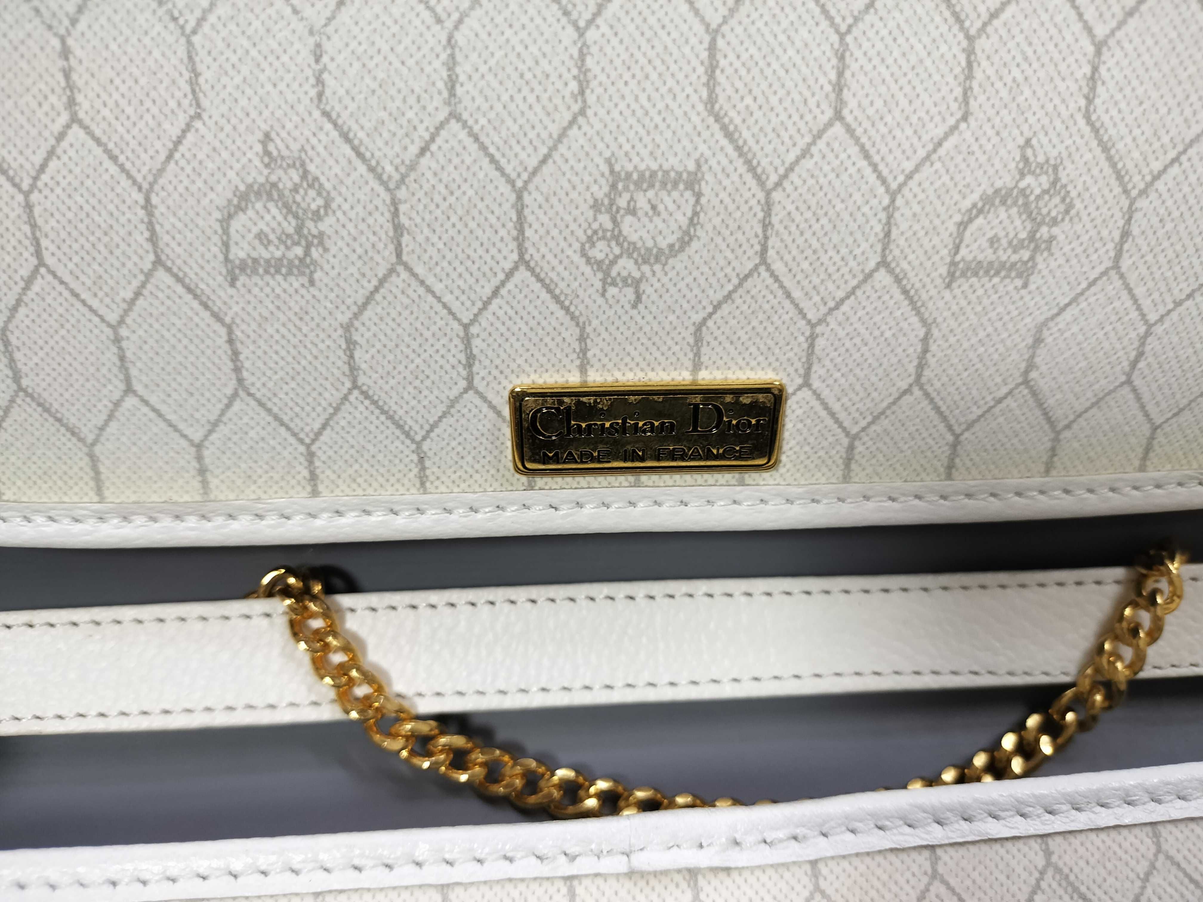 Honeycomb Chain Shoulder Bag — view 12