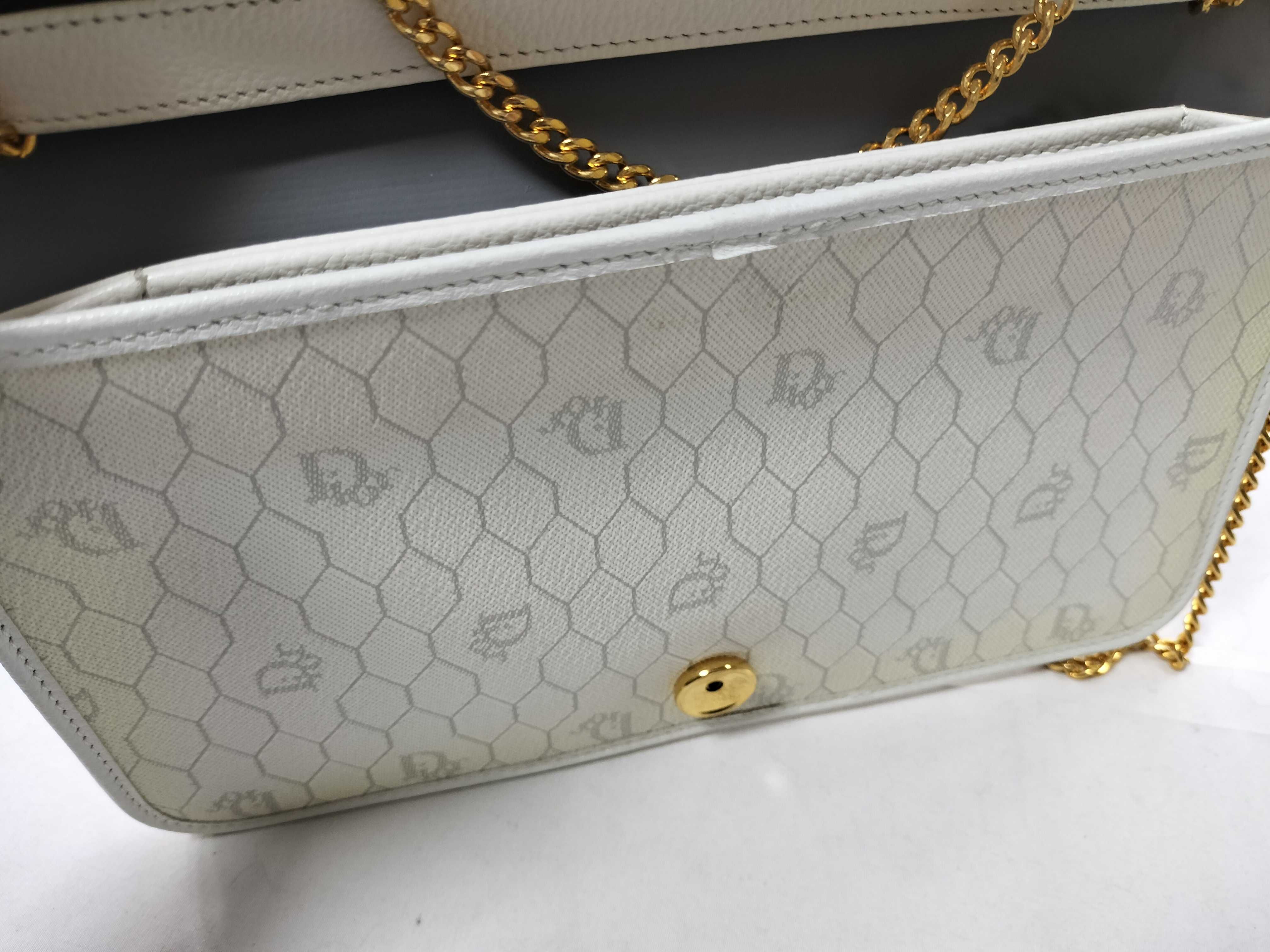 Honeycomb Chain Shoulder Bag — view 9