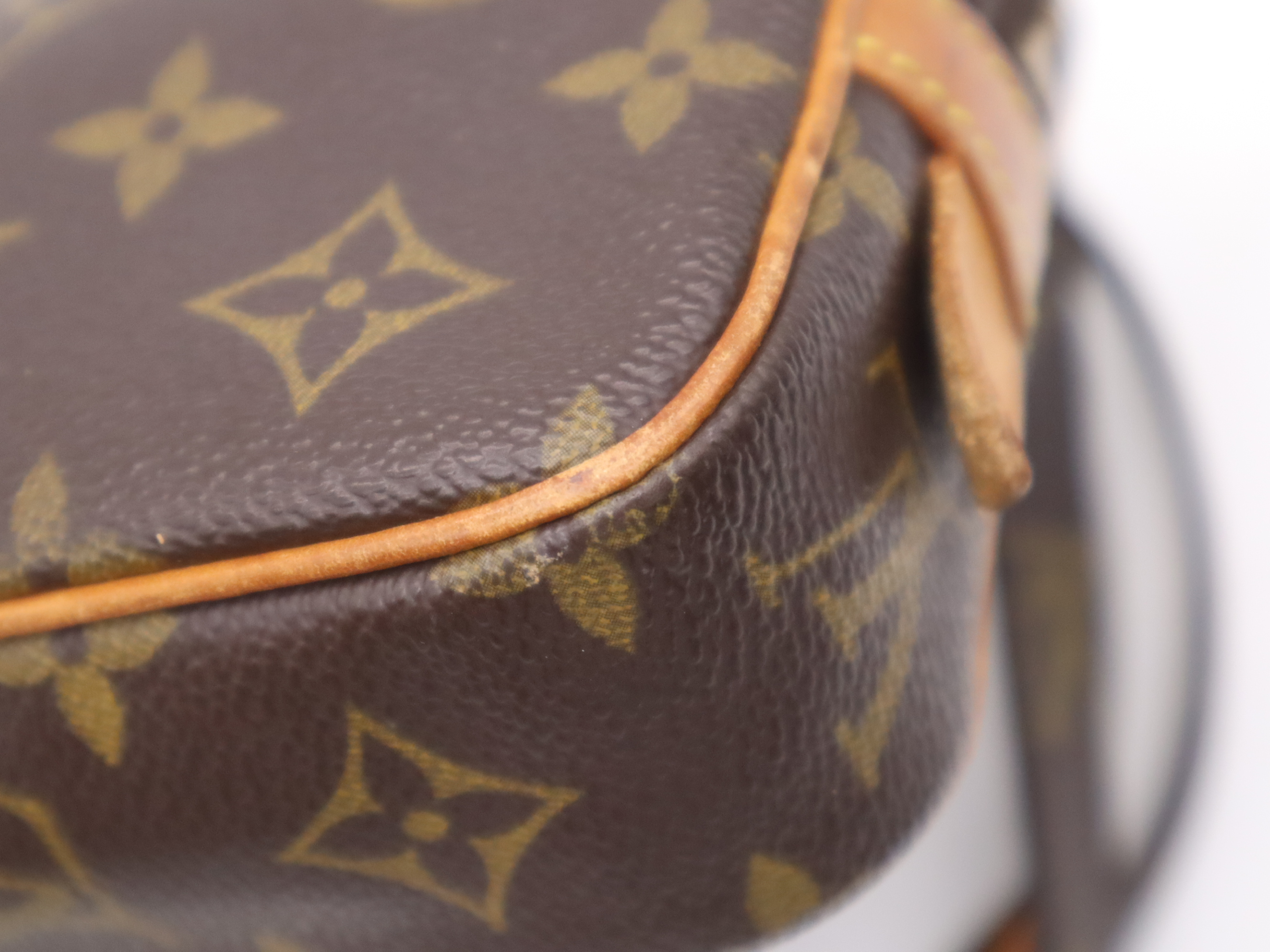 M51828 Monogram Pochette Marly Bandoulière Shoulder Bag — view 10