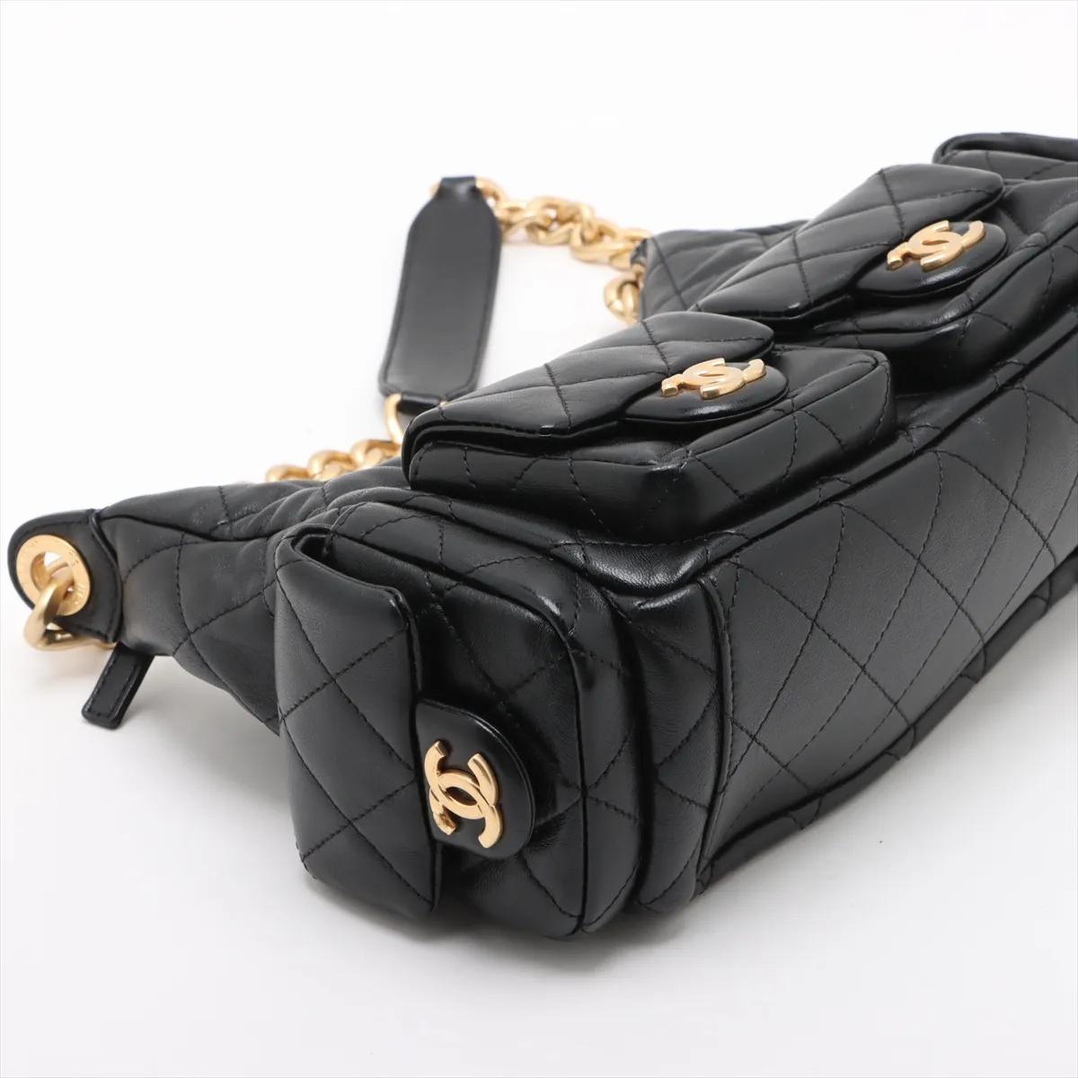 [Individually wrapped] Chanel Matelasse Lambskin Chain Shoulder Bag Hobo Black Gold Hardware E43903C2 Random Plate — view 4