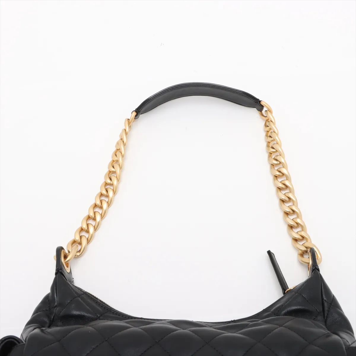 [Individually wrapped] Chanel Matelasse Lambskin Chain Shoulder Bag Hobo Black Gold Hardware E43903C2 Random Plate — view 6