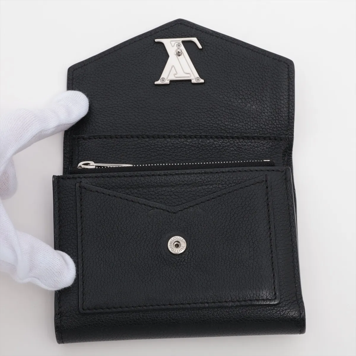 Taurillon Portefeuille MyLockme Compact M62947 TA0230 Noir Compact Wallet — view 3