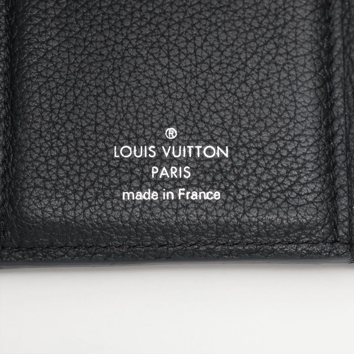 Taurillon Portefeuille MyLockme Compact M62947 TA0230 Noir Compact Wallet — view 7