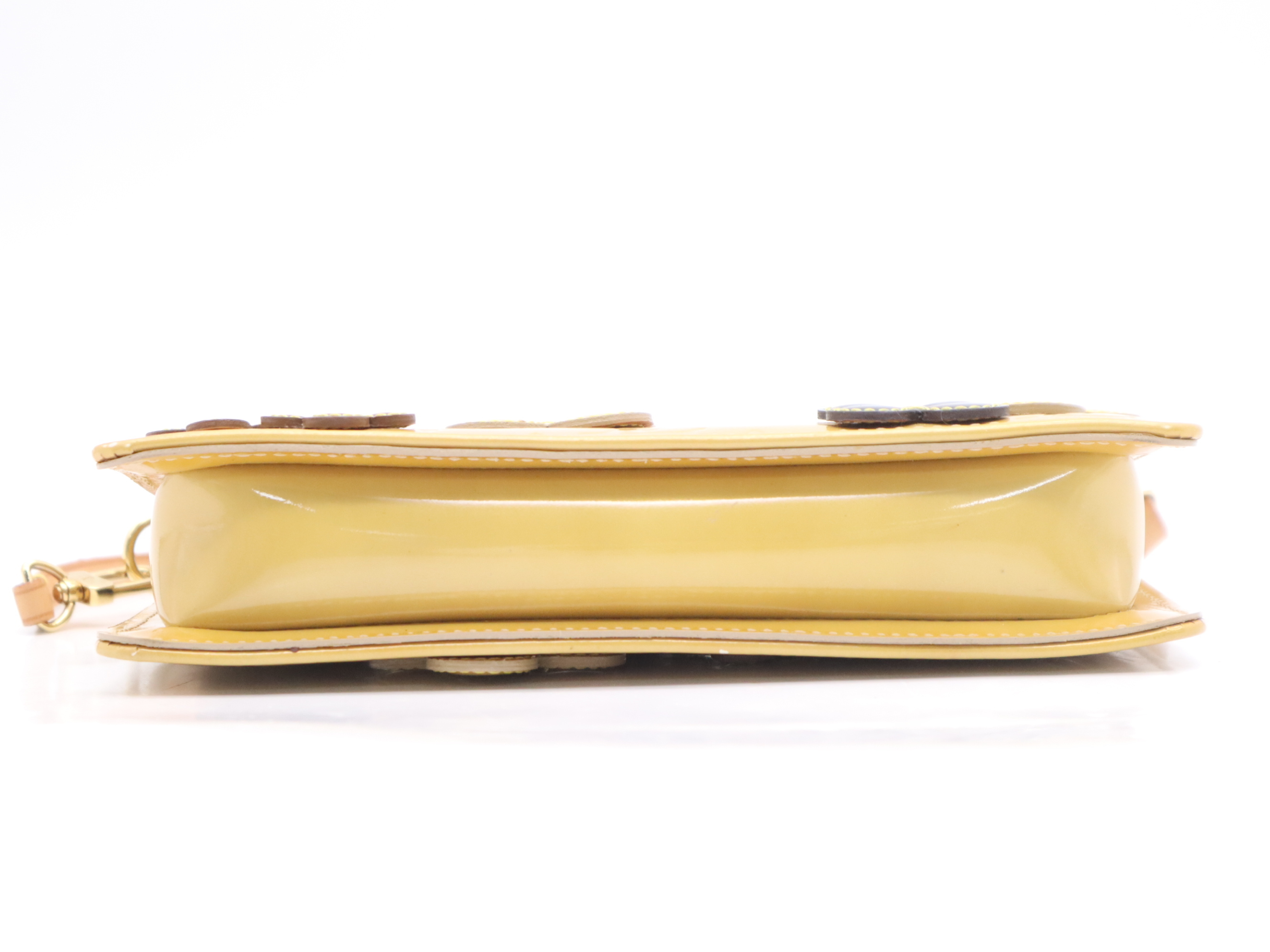 M92246 Vernis Flower Lexington Pouch — view 4