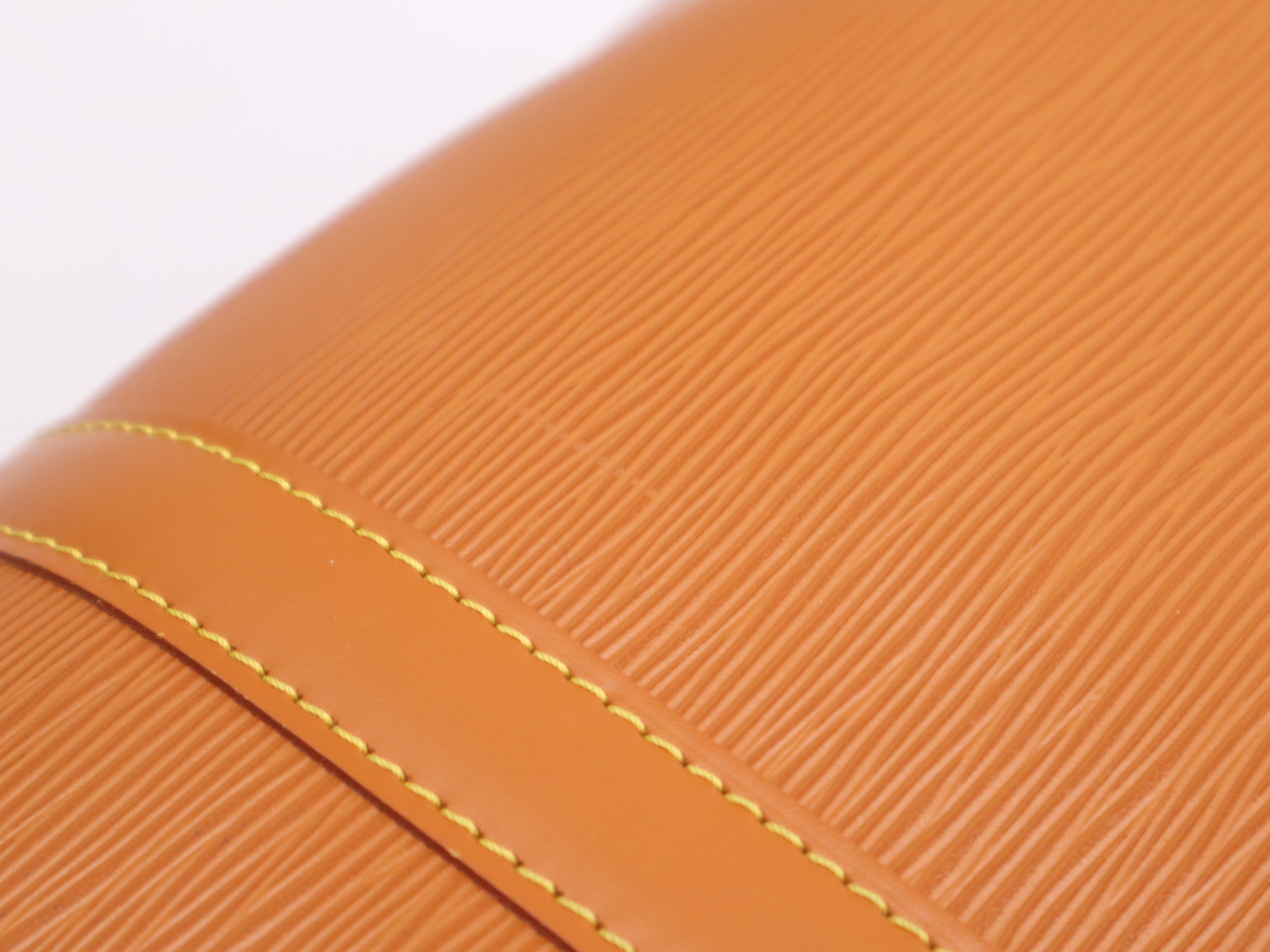 M42958 Epi Keepall 55 Zipangu Gold Boston Bag — view 10
