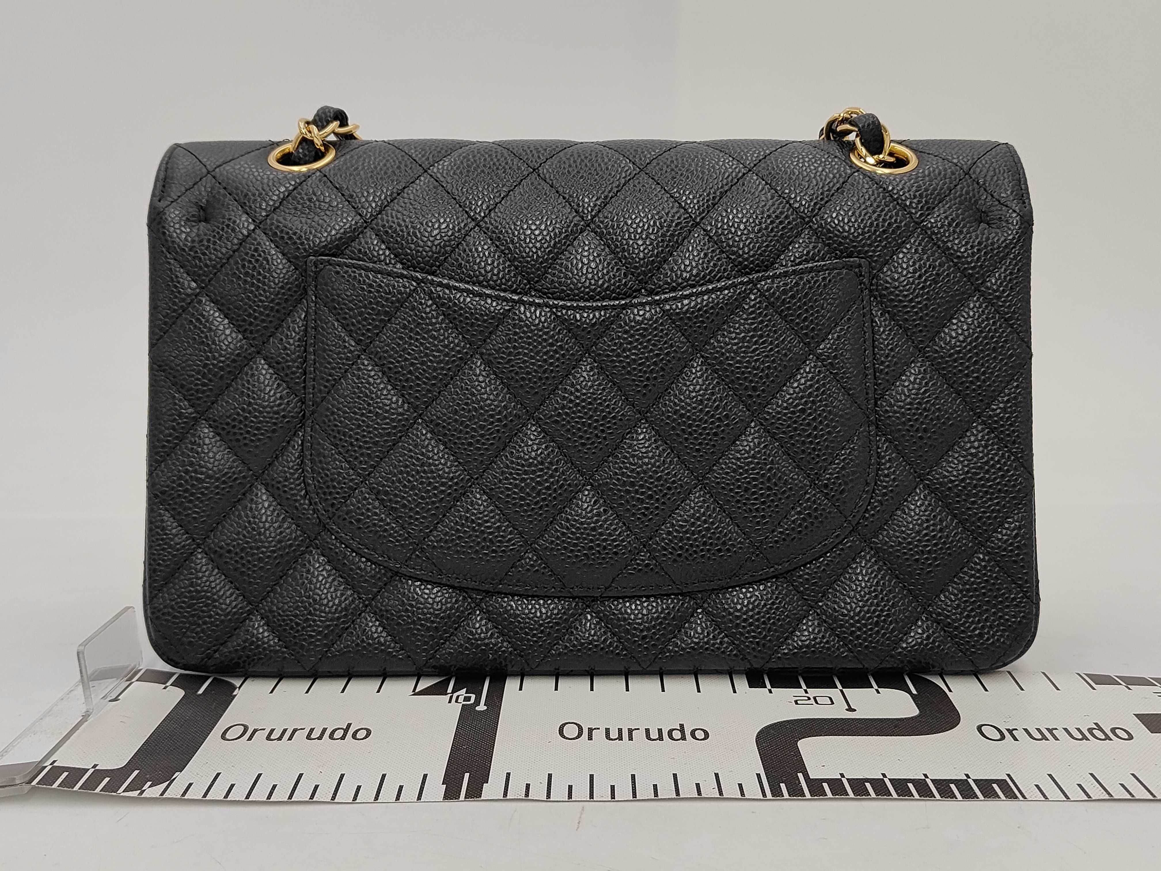 Matelassé 25 Double Flap Double Chain Caviar Shoulder Bag — view 2